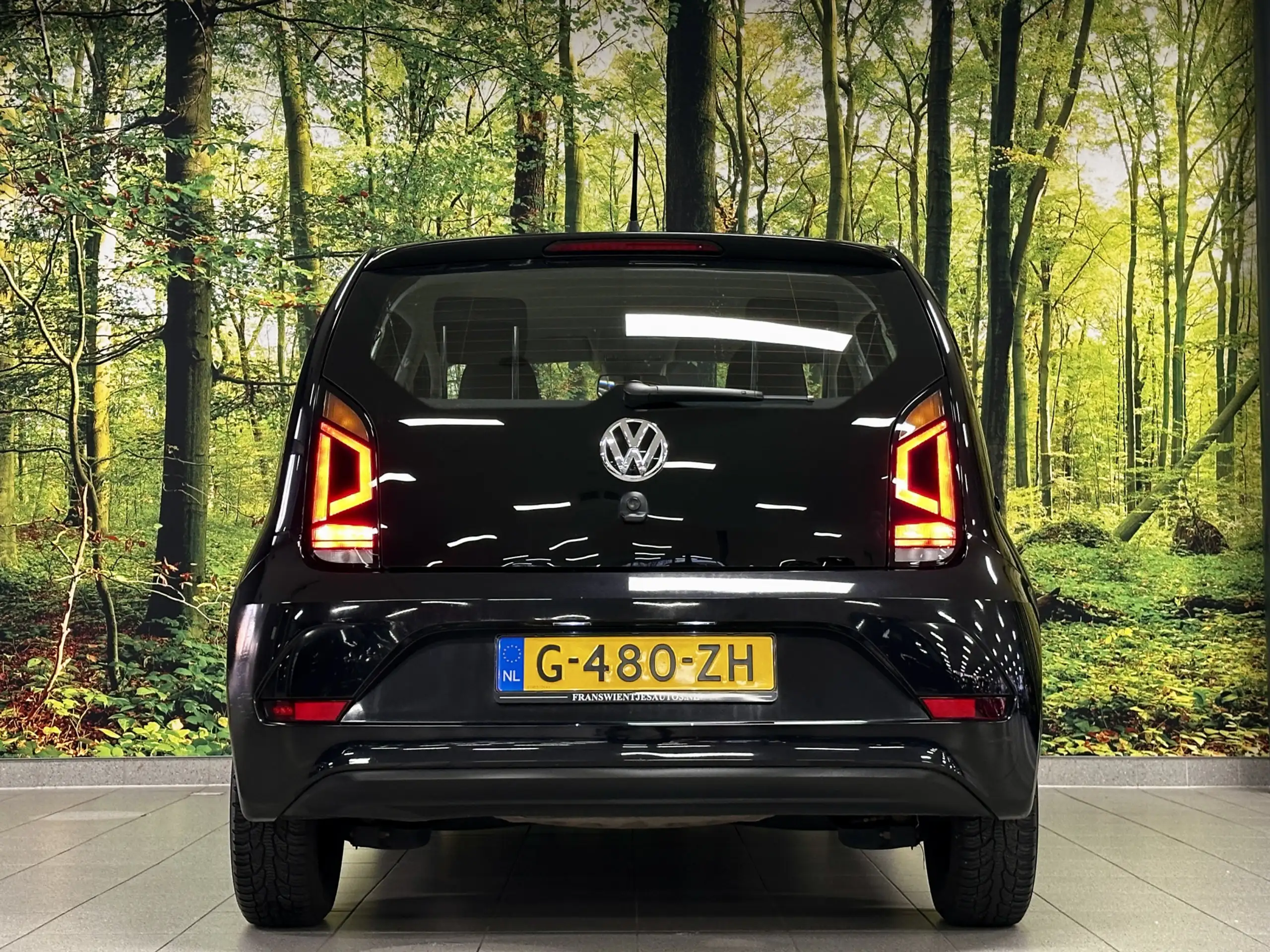 Volkswagen - up!