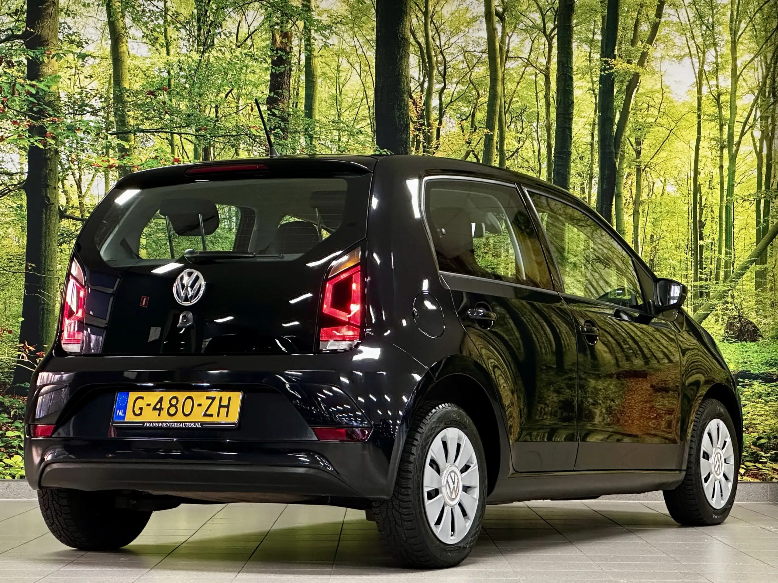 Volkswagen - up!