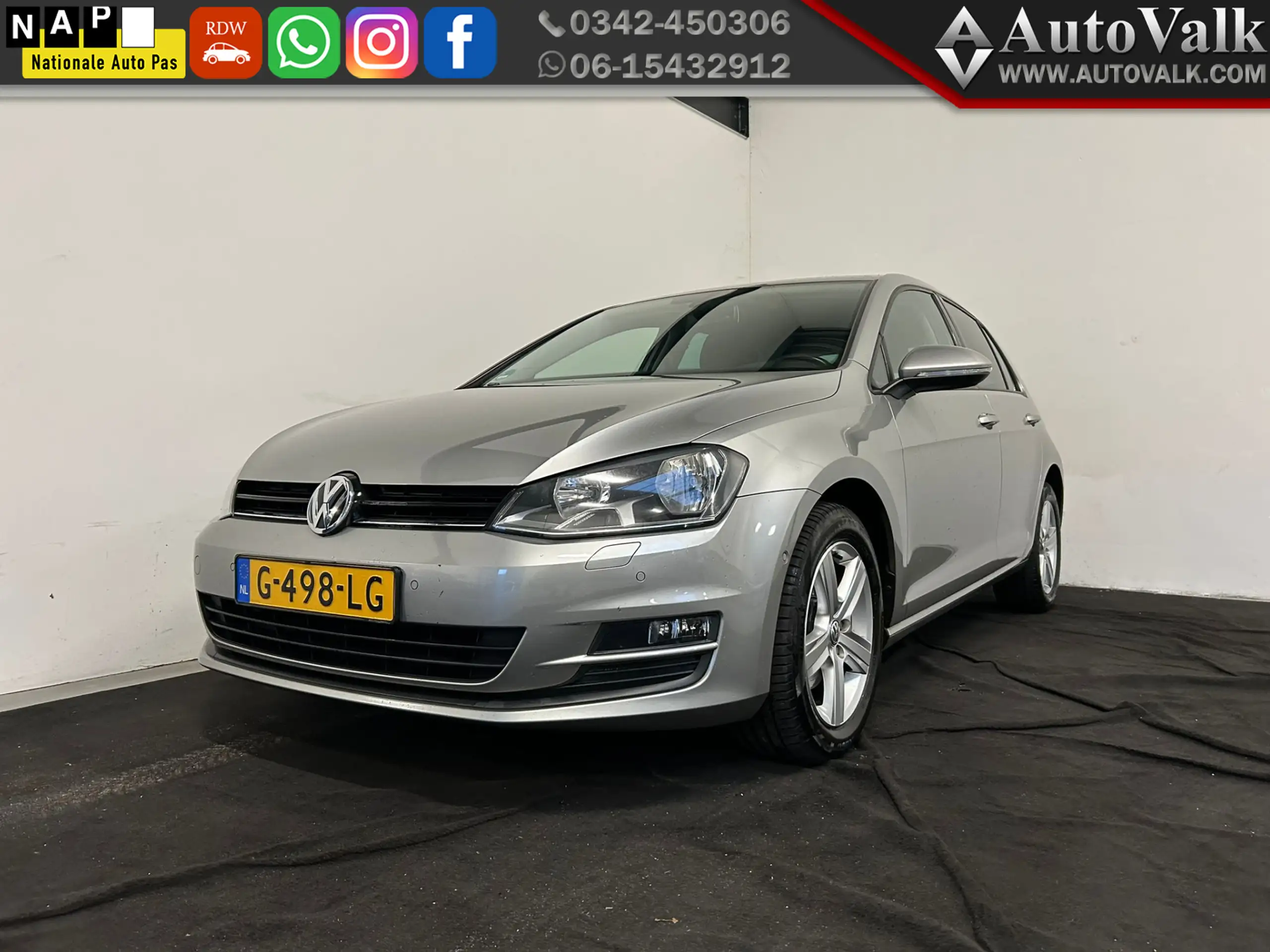 Volkswagen - Golf