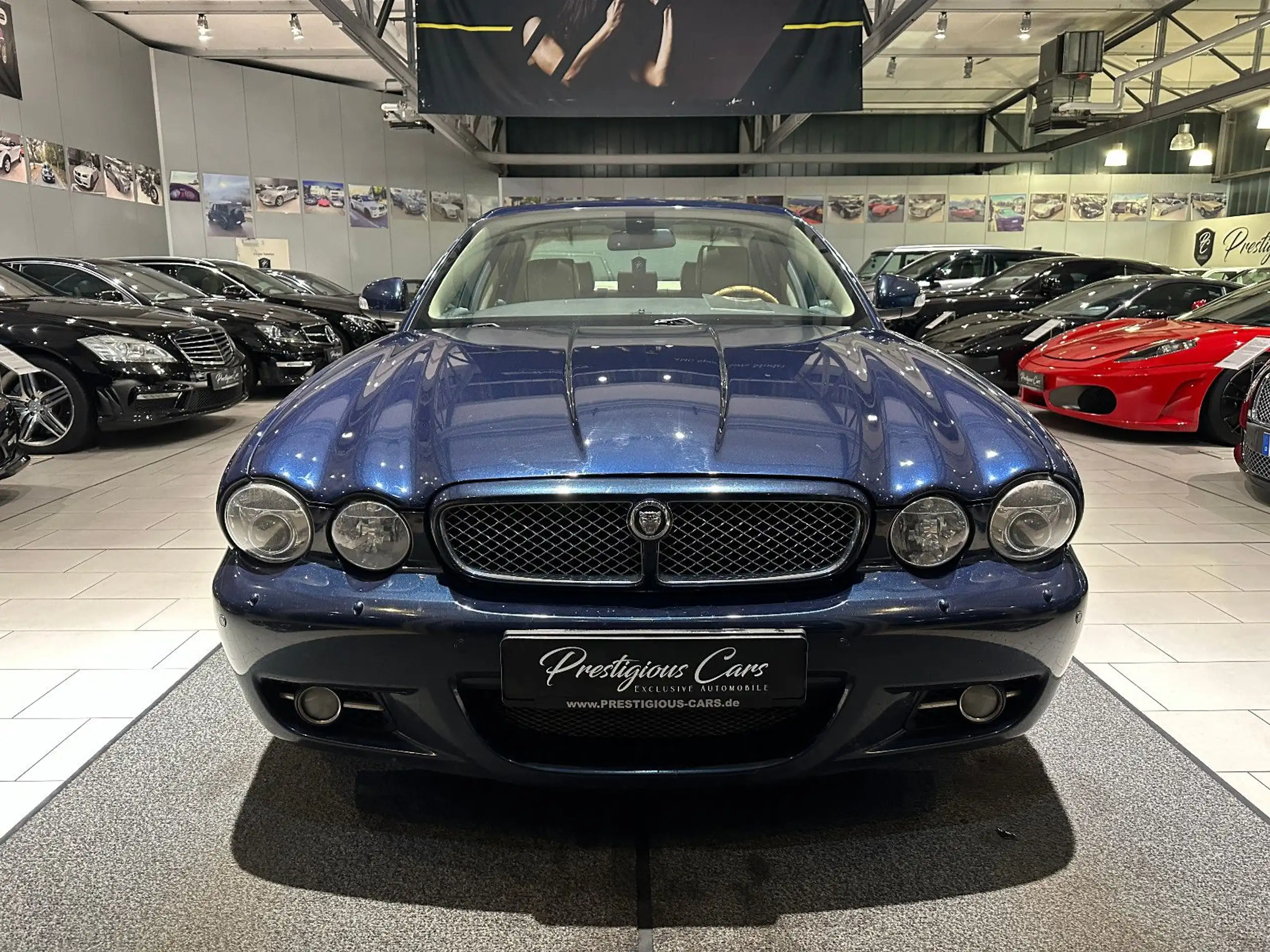 Jaguar - XJ