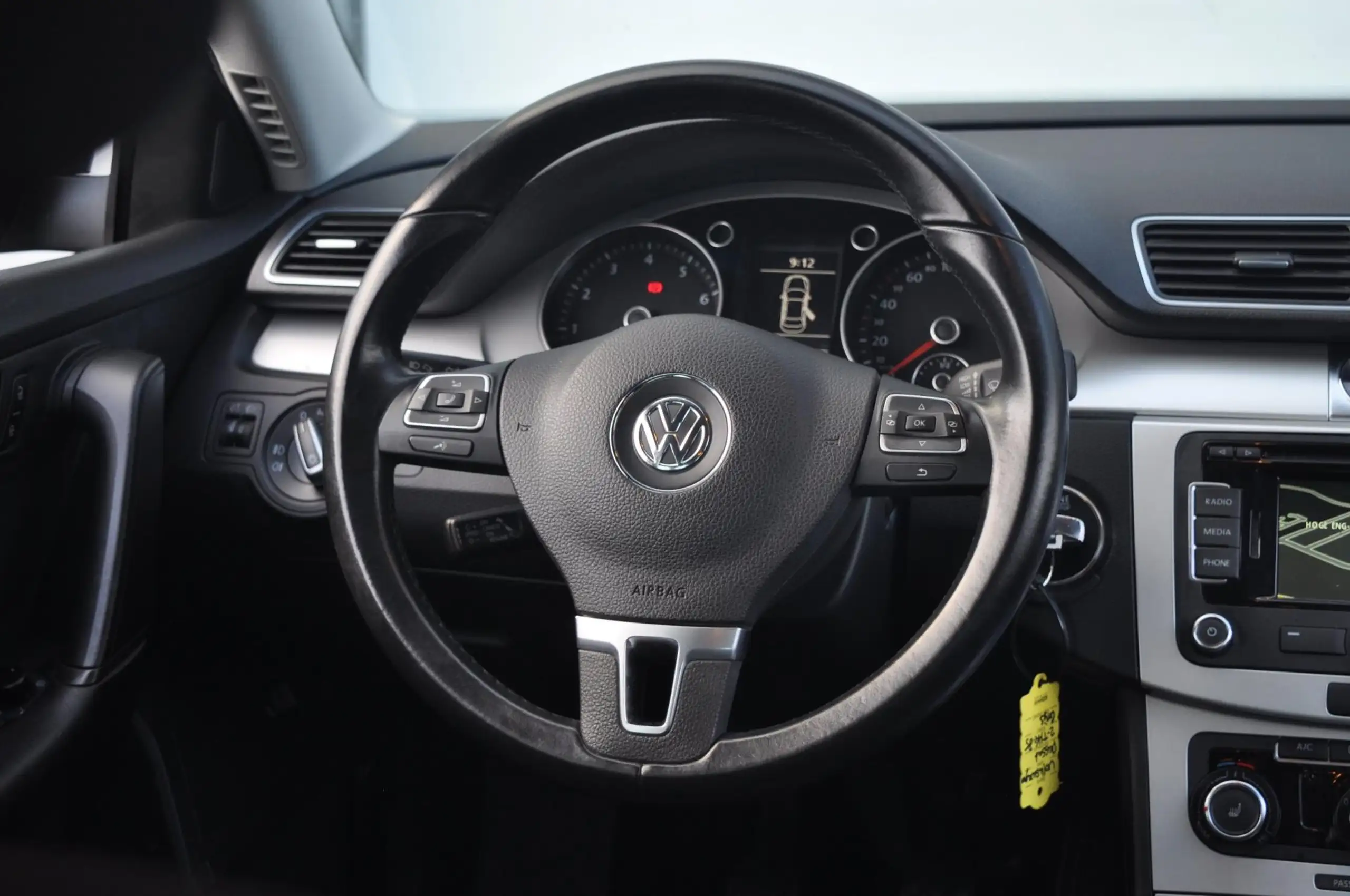 Volkswagen - Passat