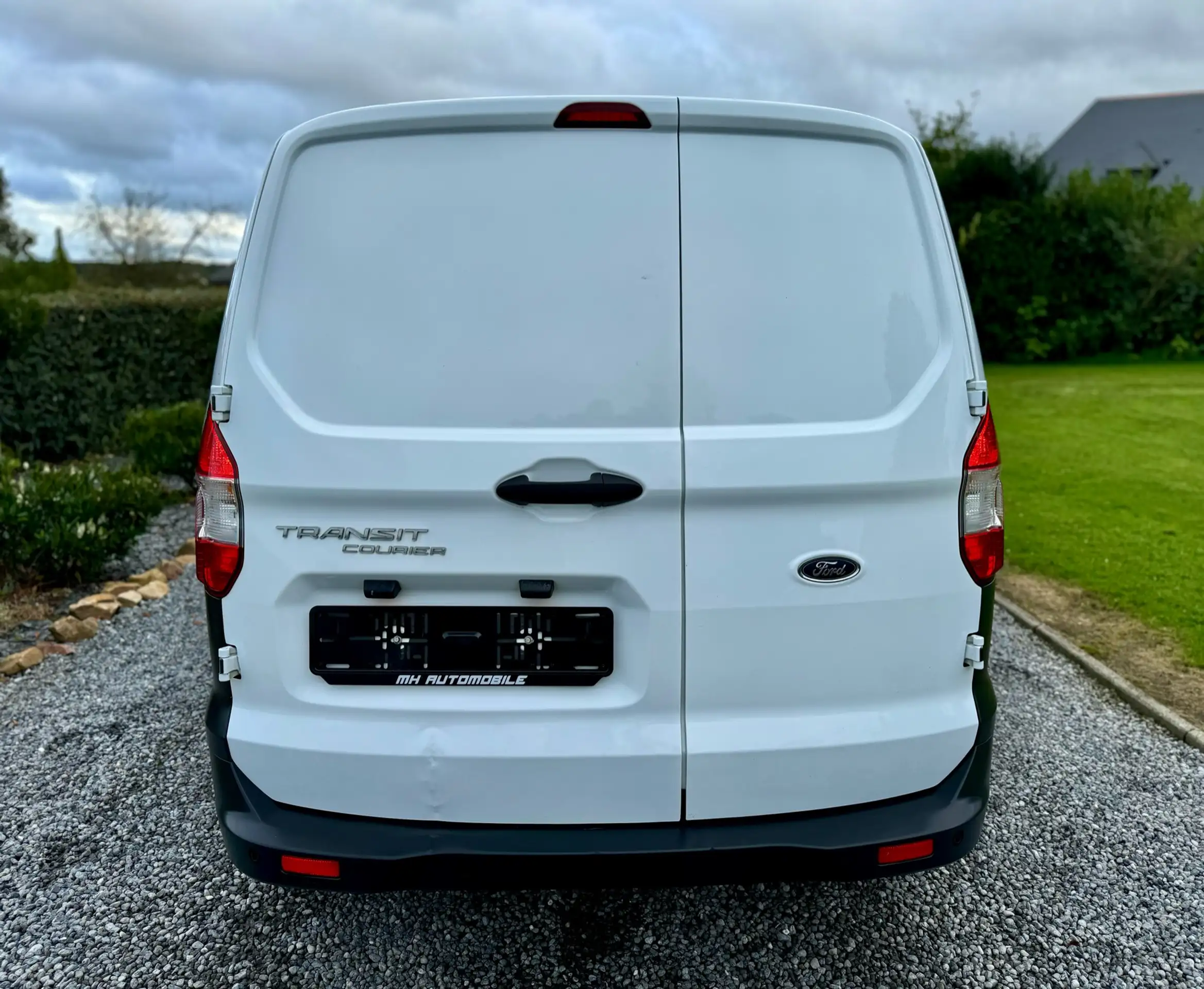 Ford - Transit Courier