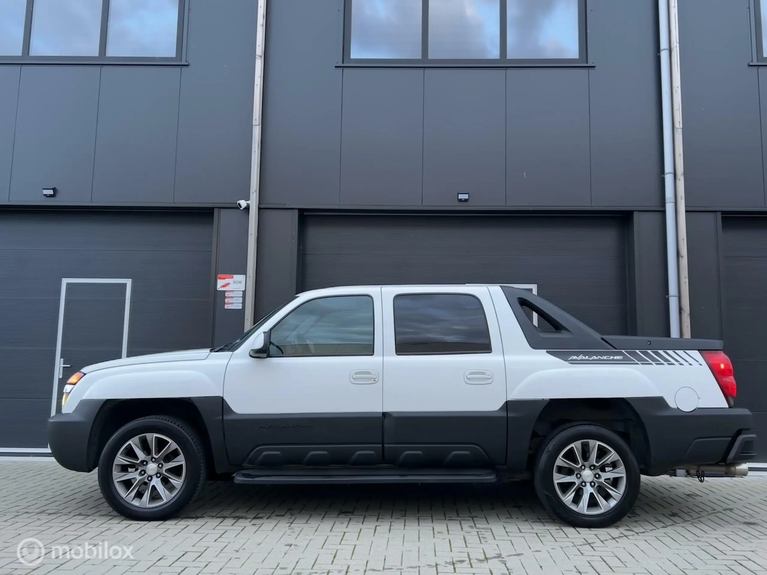 Chevrolet - Avalanche