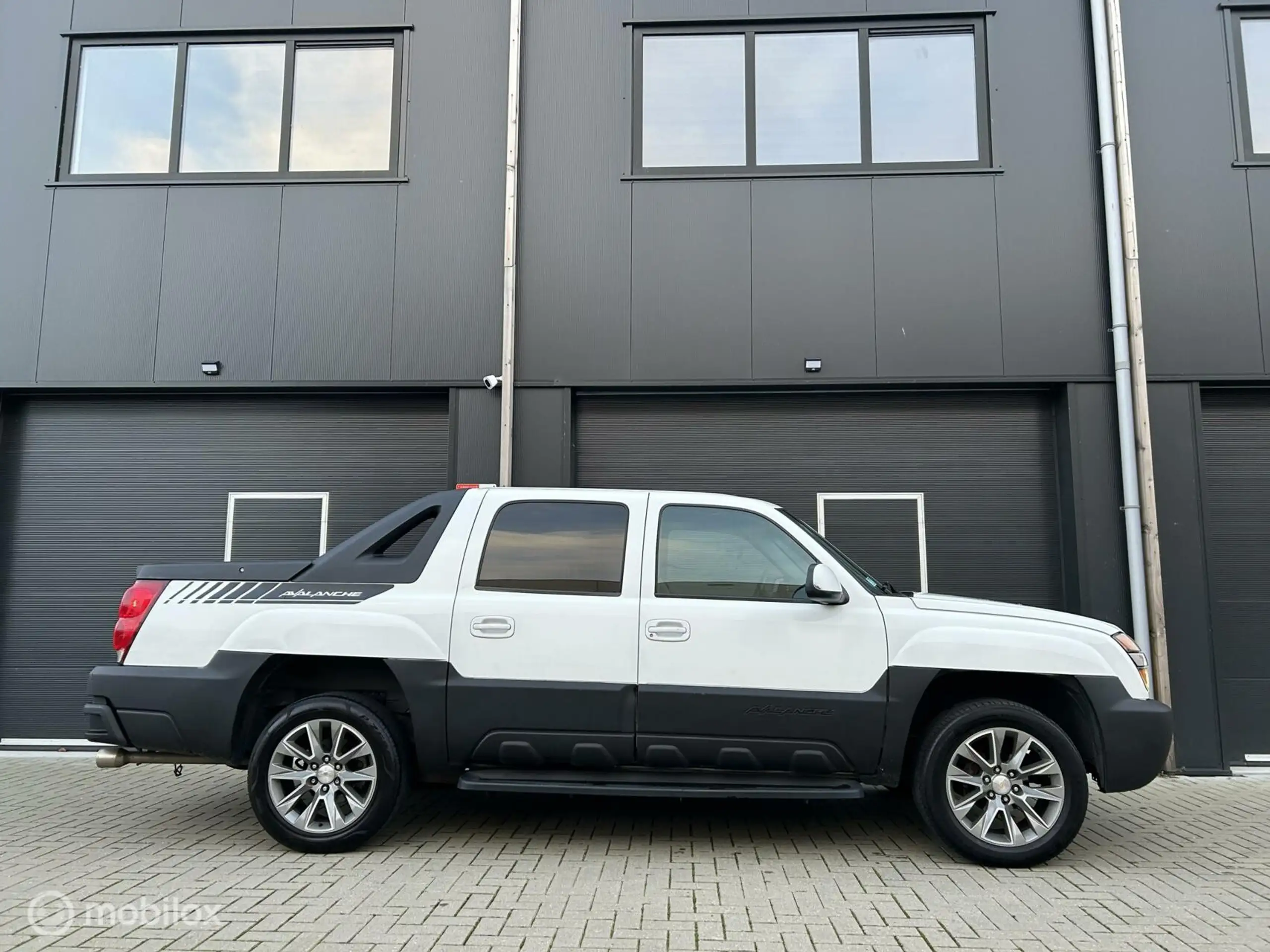 Chevrolet - Avalanche