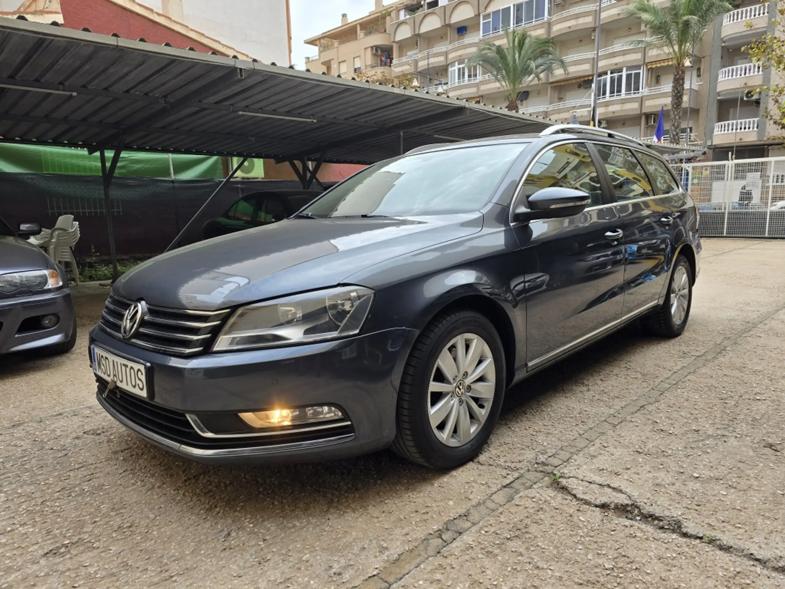 Volkswagen - Passat