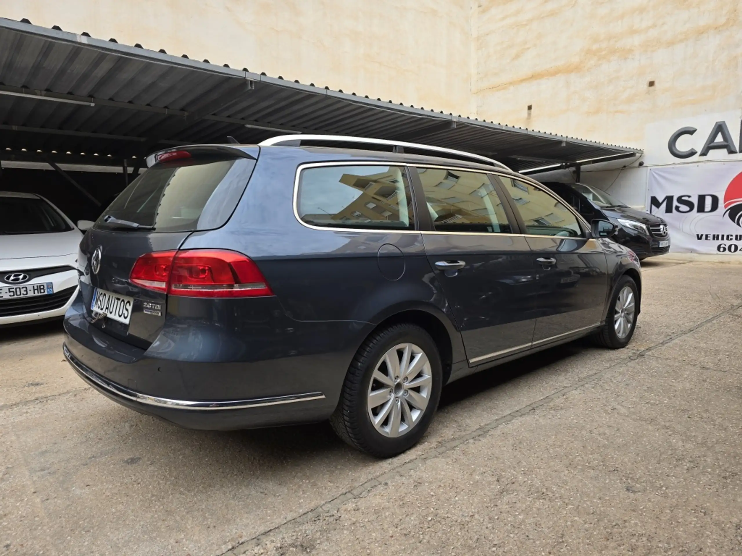 Volkswagen - Passat