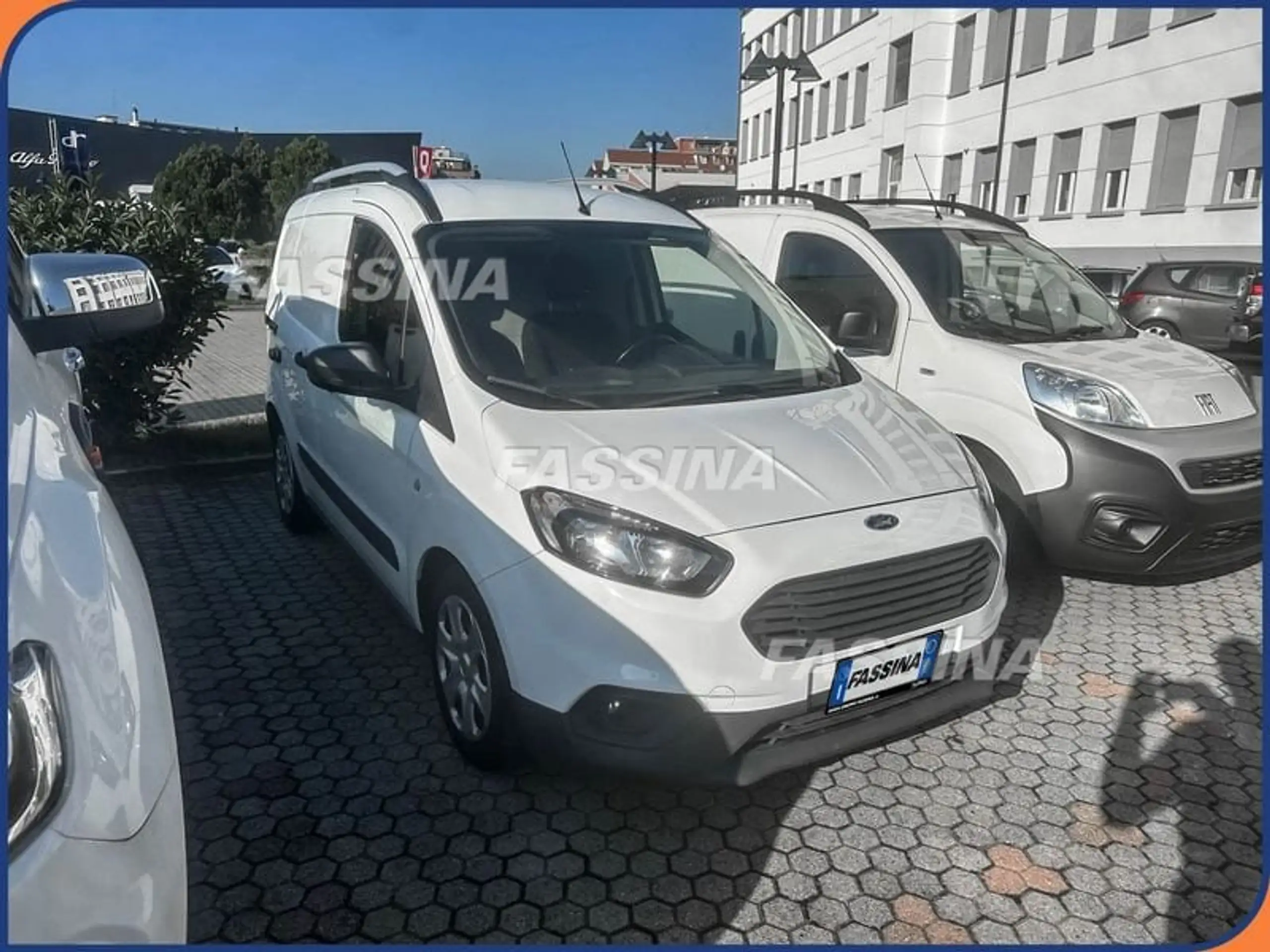 Ford - Transit Courier