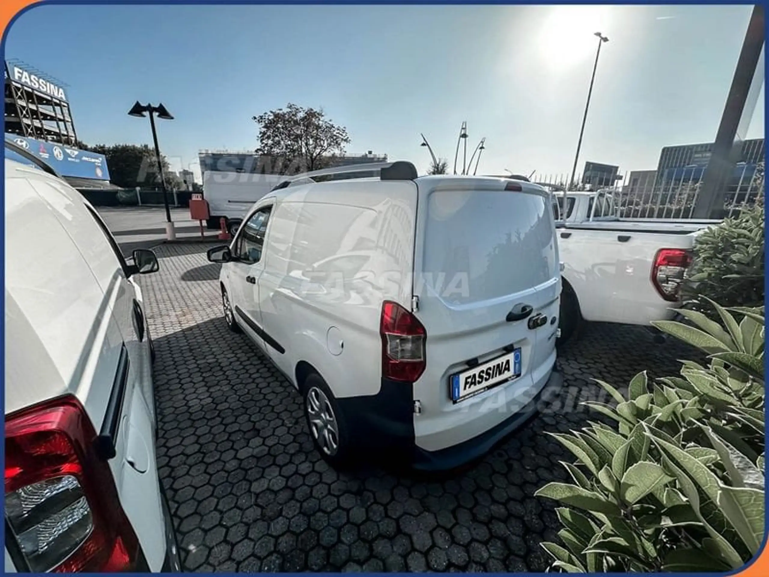 Ford - Transit Courier