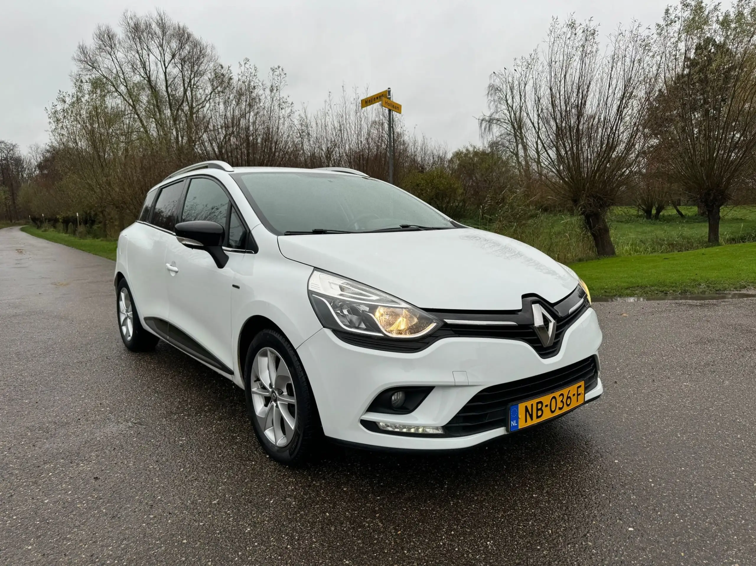 Renault - Clio