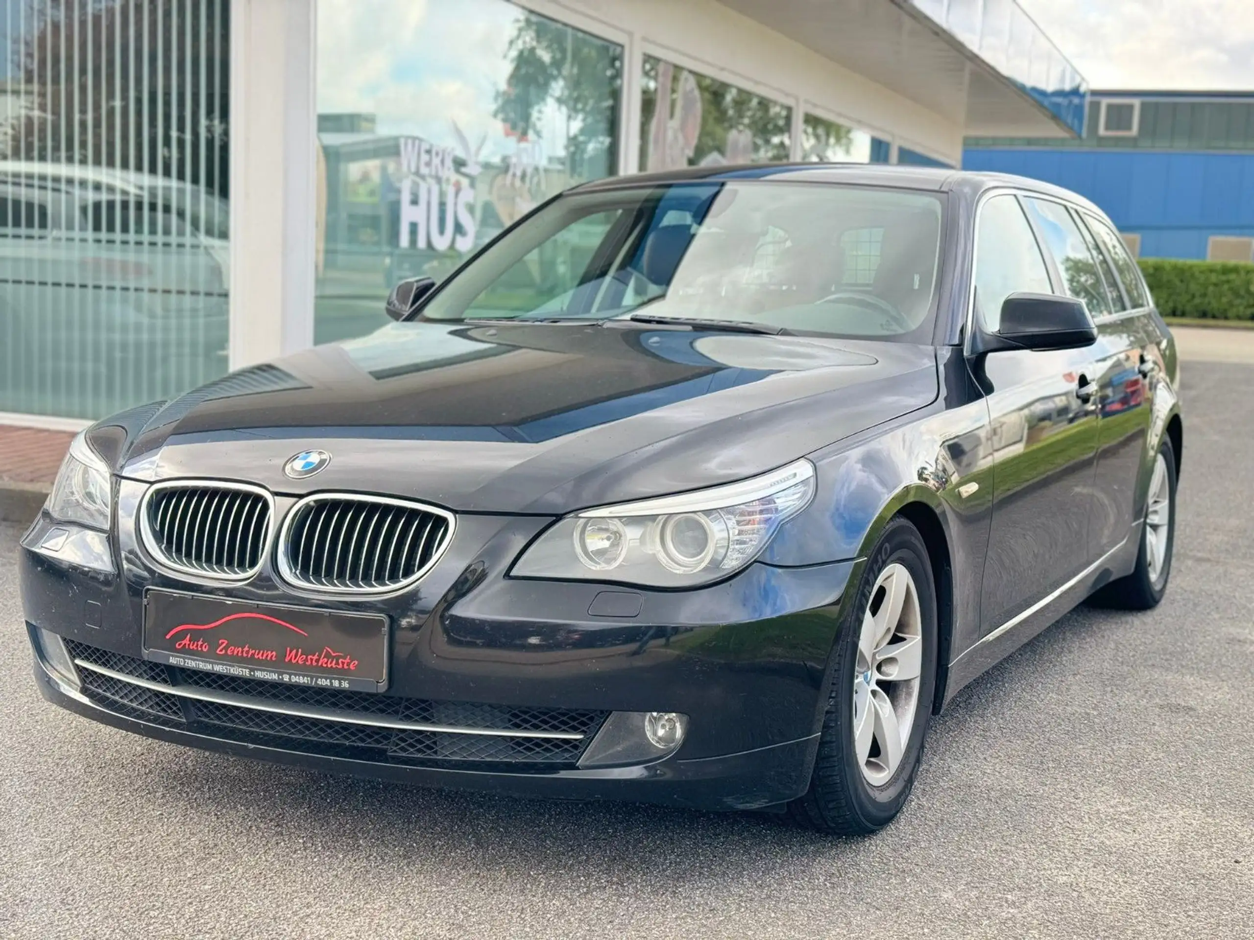 BMW - 525