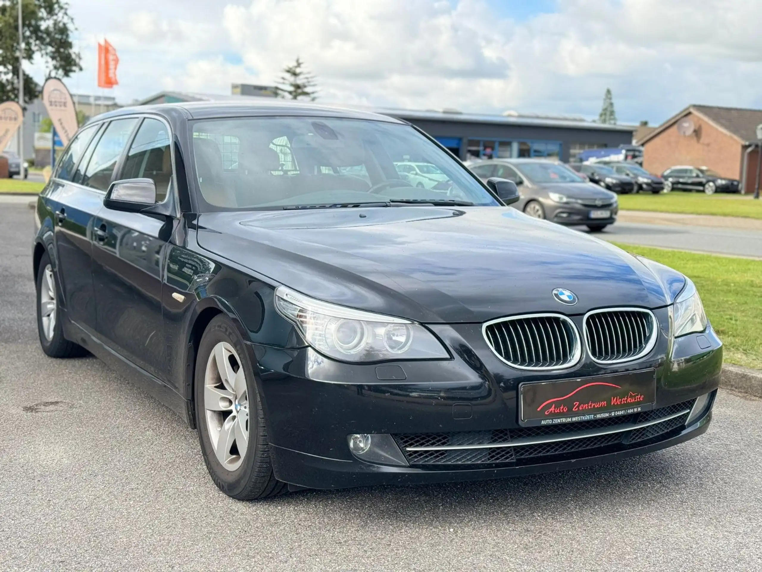 BMW - 525