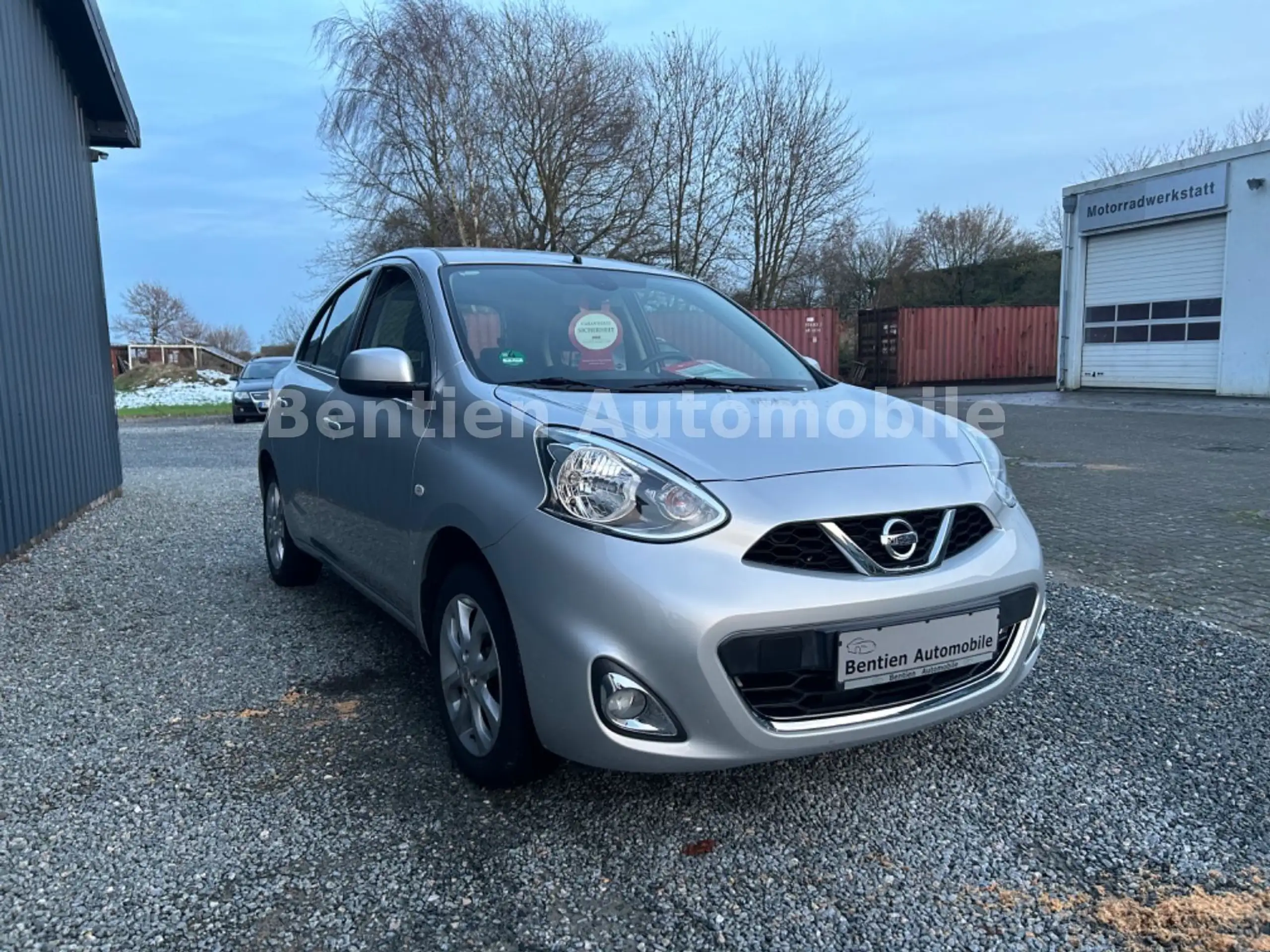 Nissan - Micra