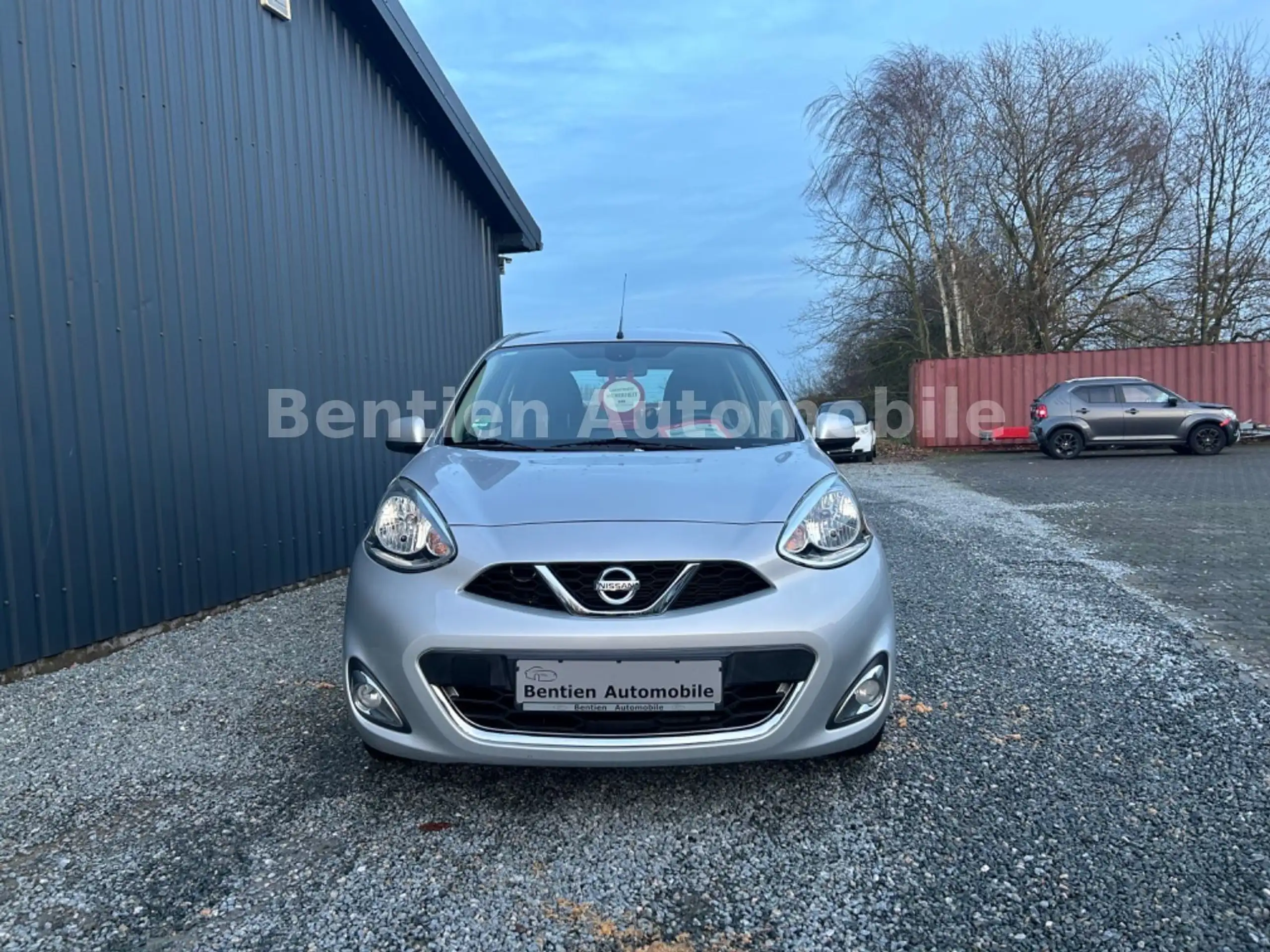 Nissan - Micra