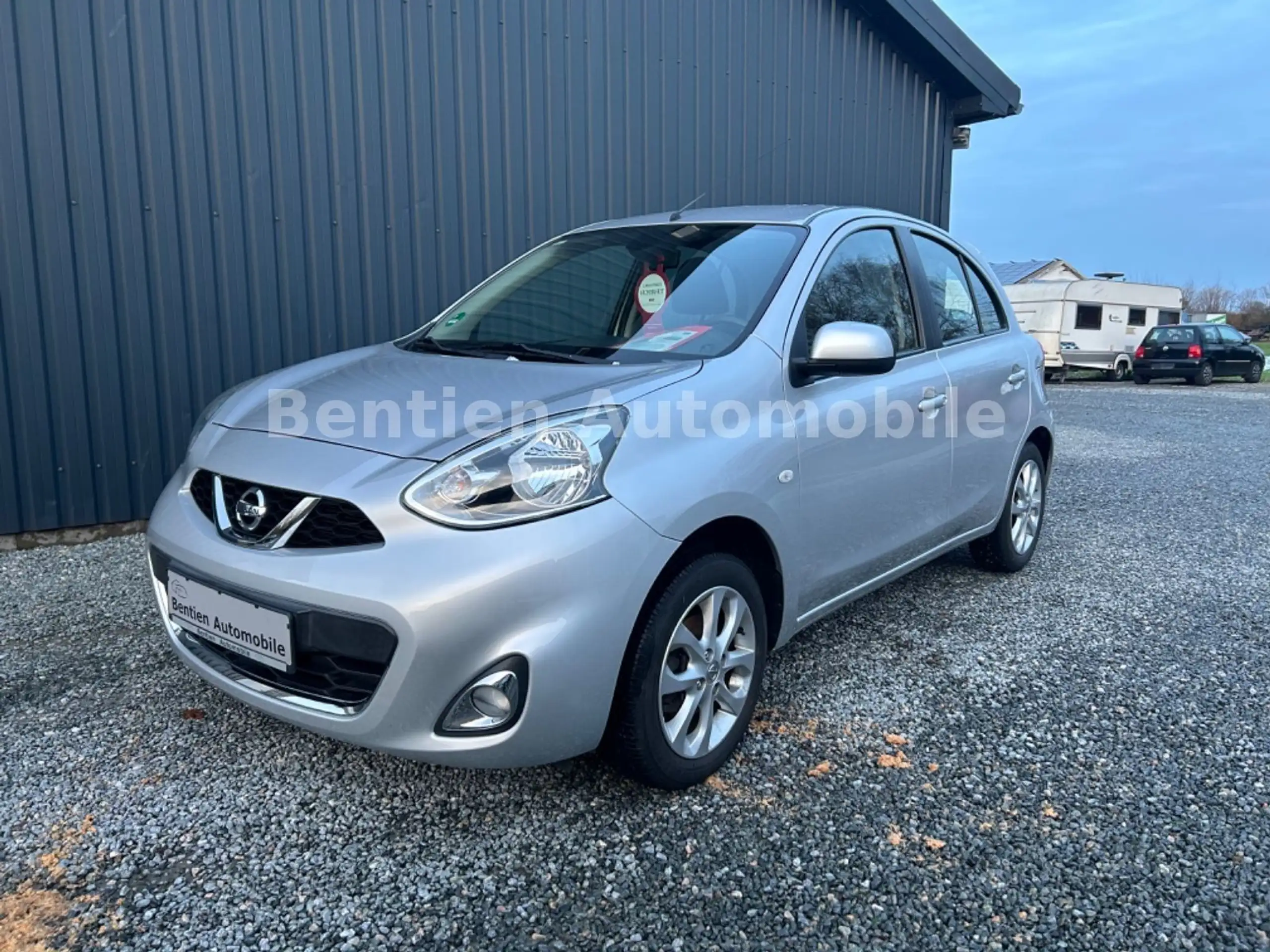 Nissan - Micra