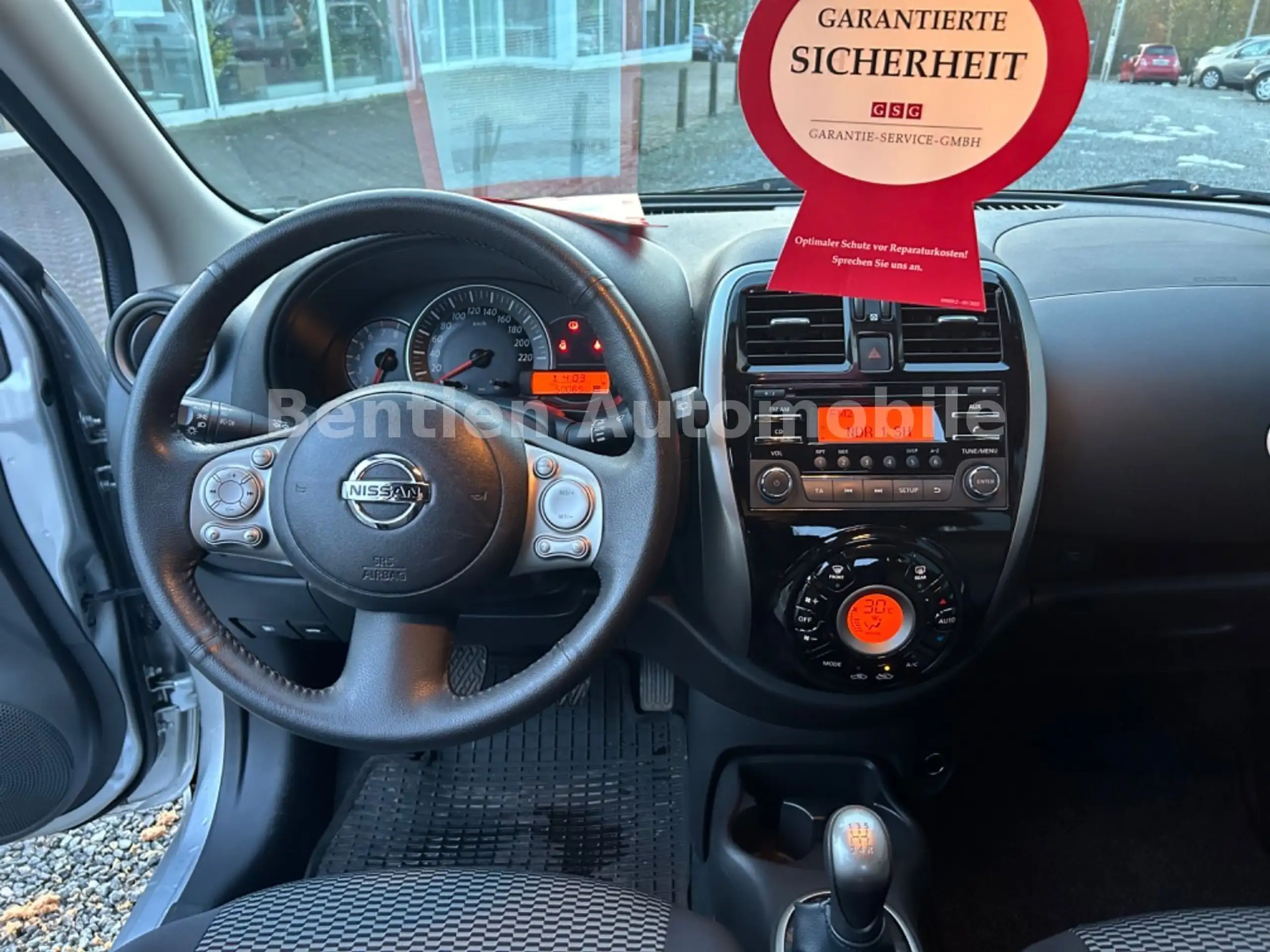 Nissan - Micra