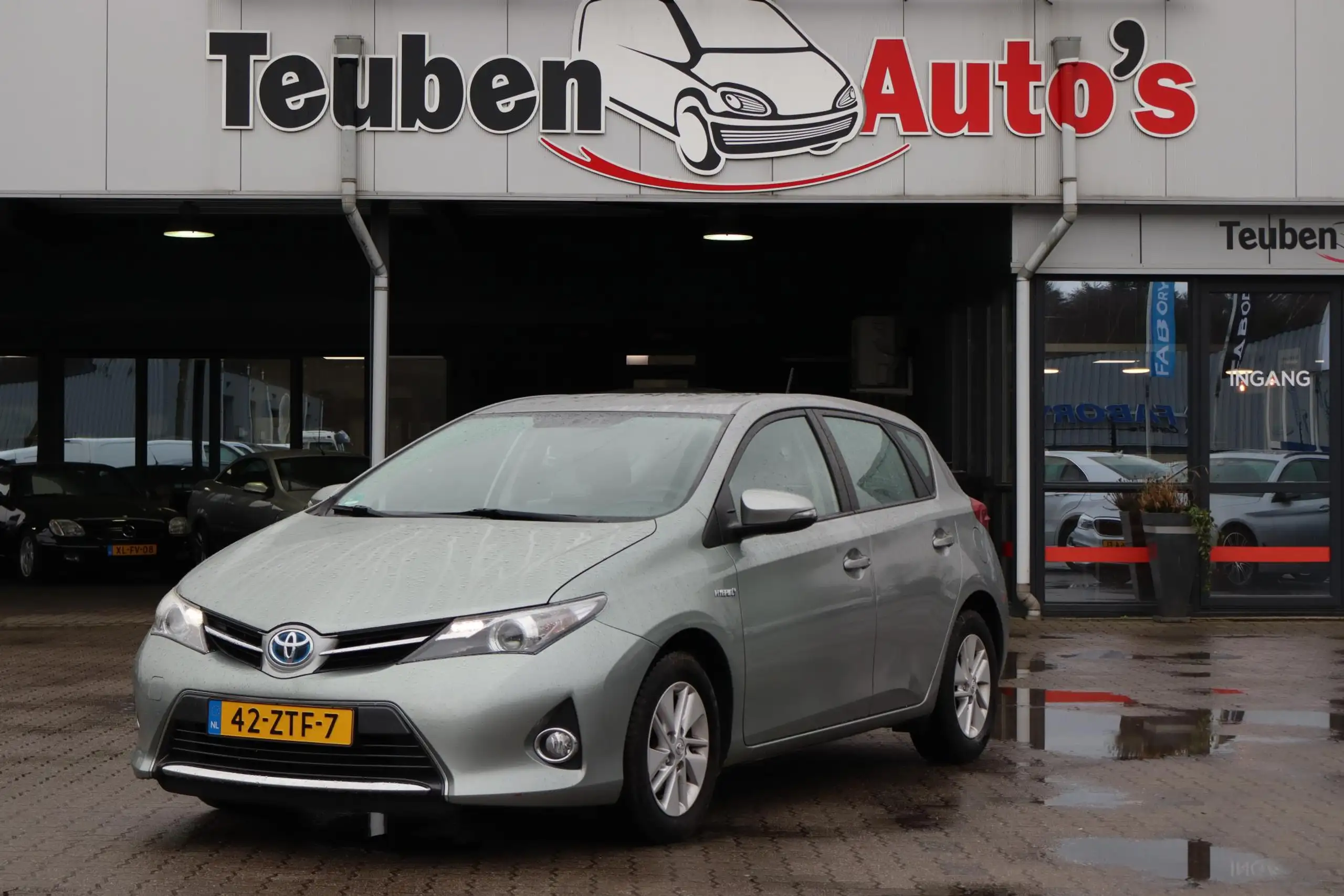 Toyota - Auris