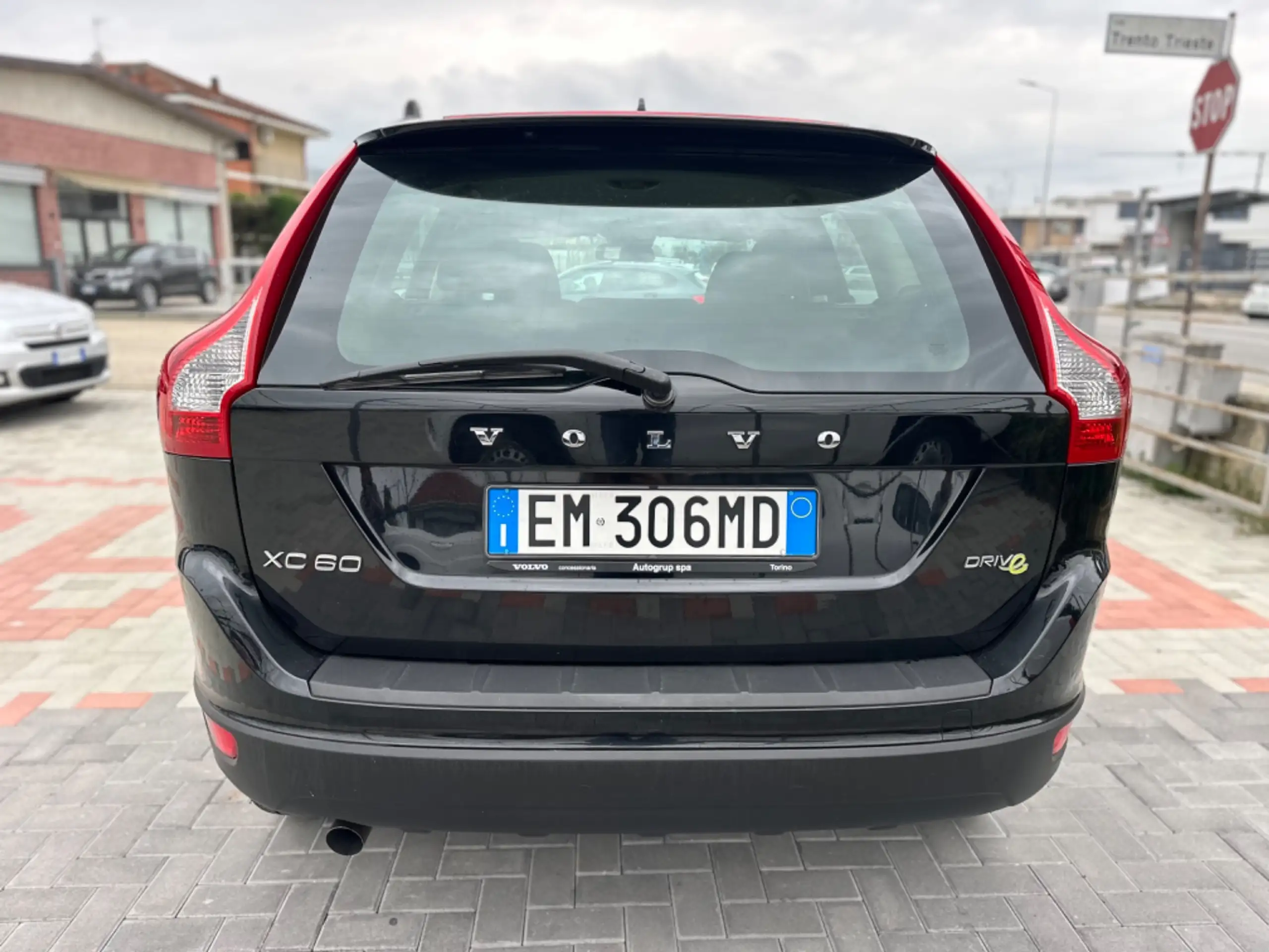 Volvo - XC60