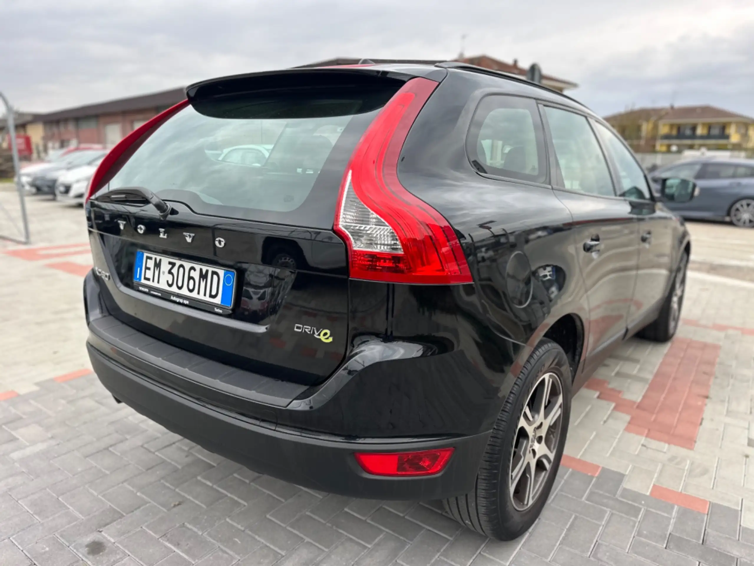 Volvo - XC60