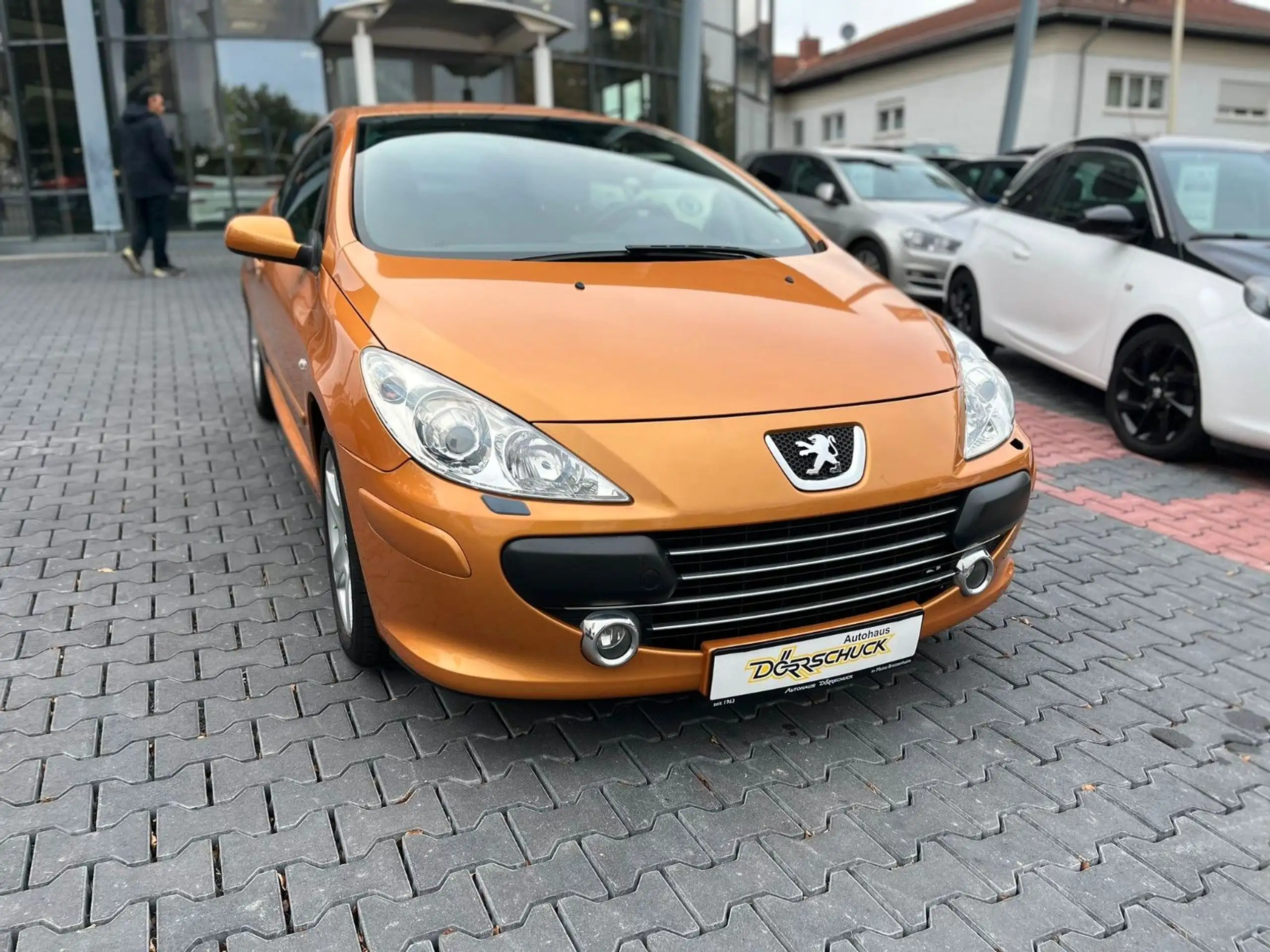 Peugeot - 307