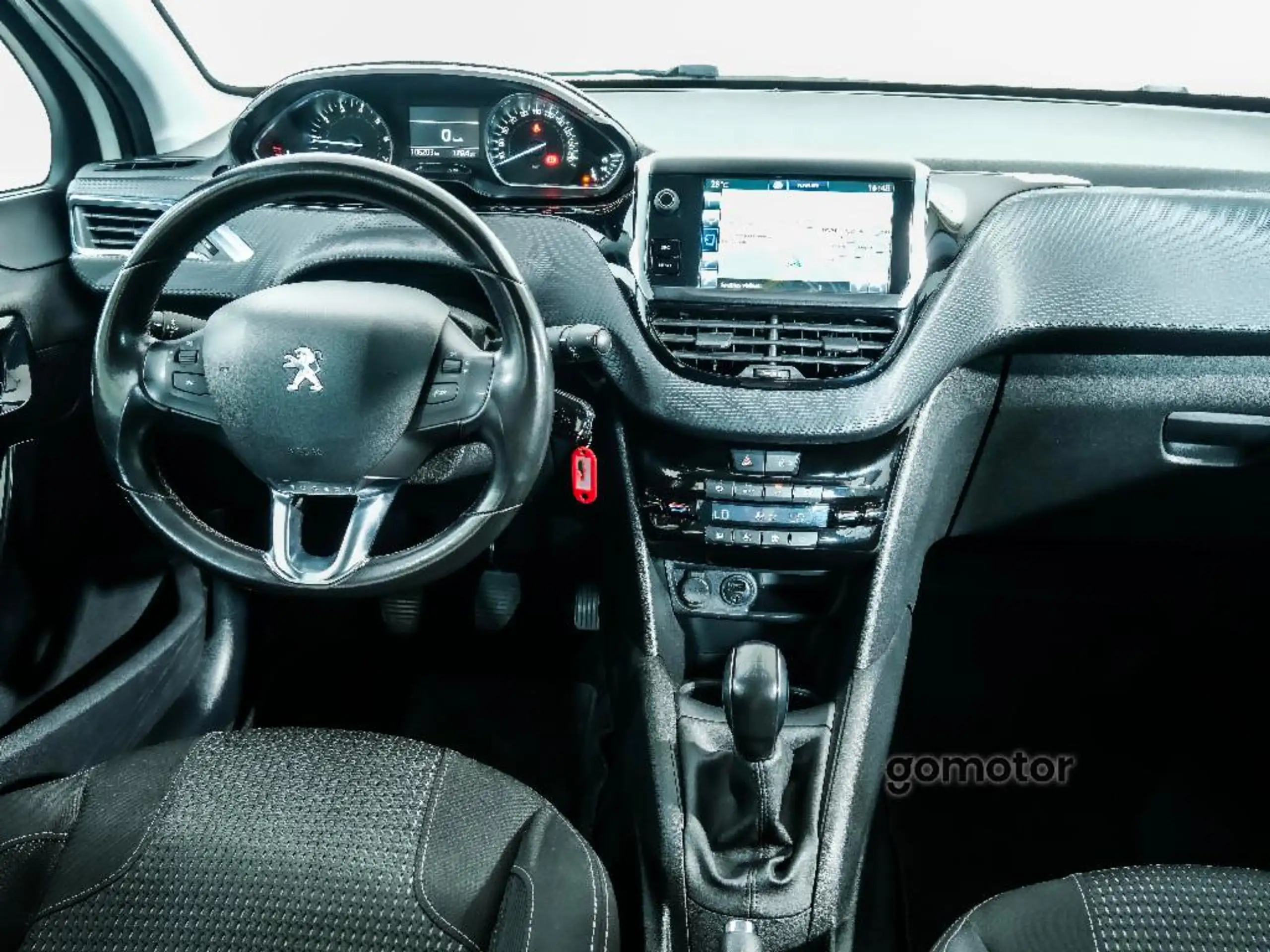 Peugeot - 208