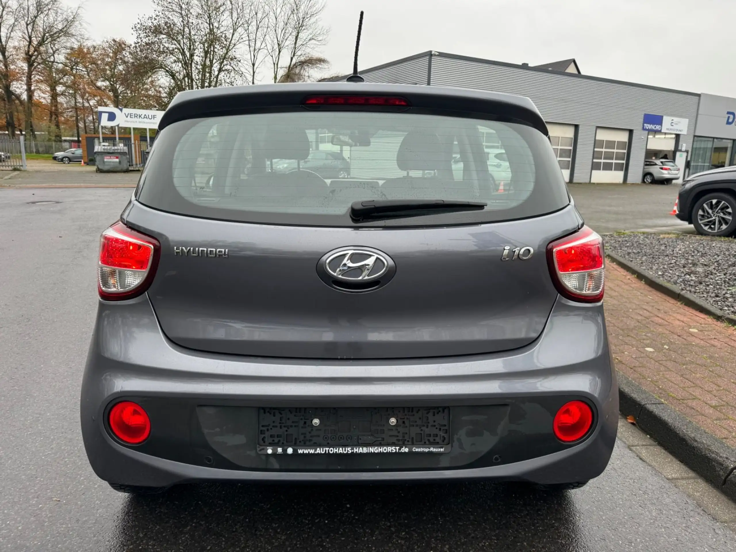 Hyundai - i10