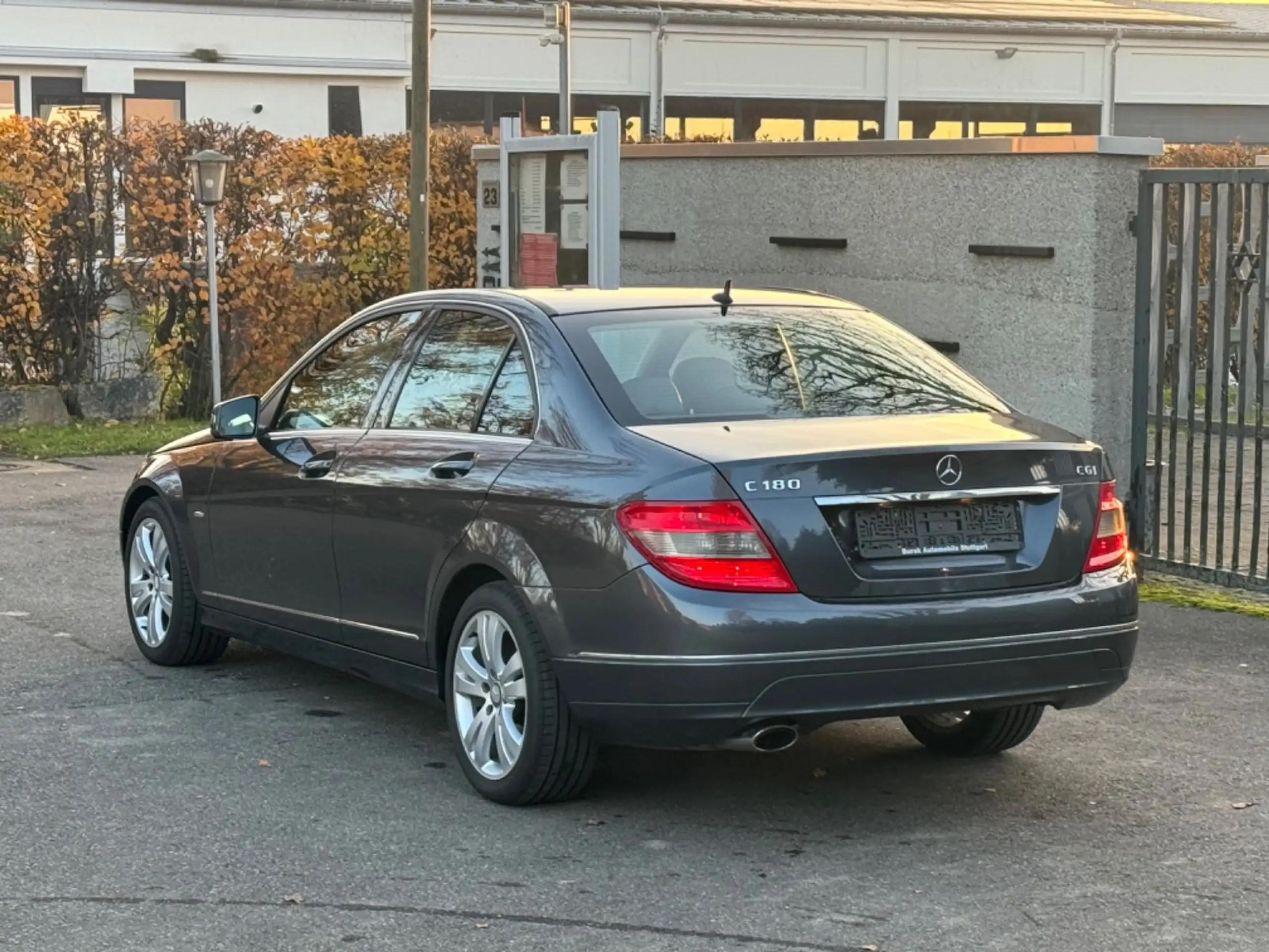 Mercedes-Benz - C 180