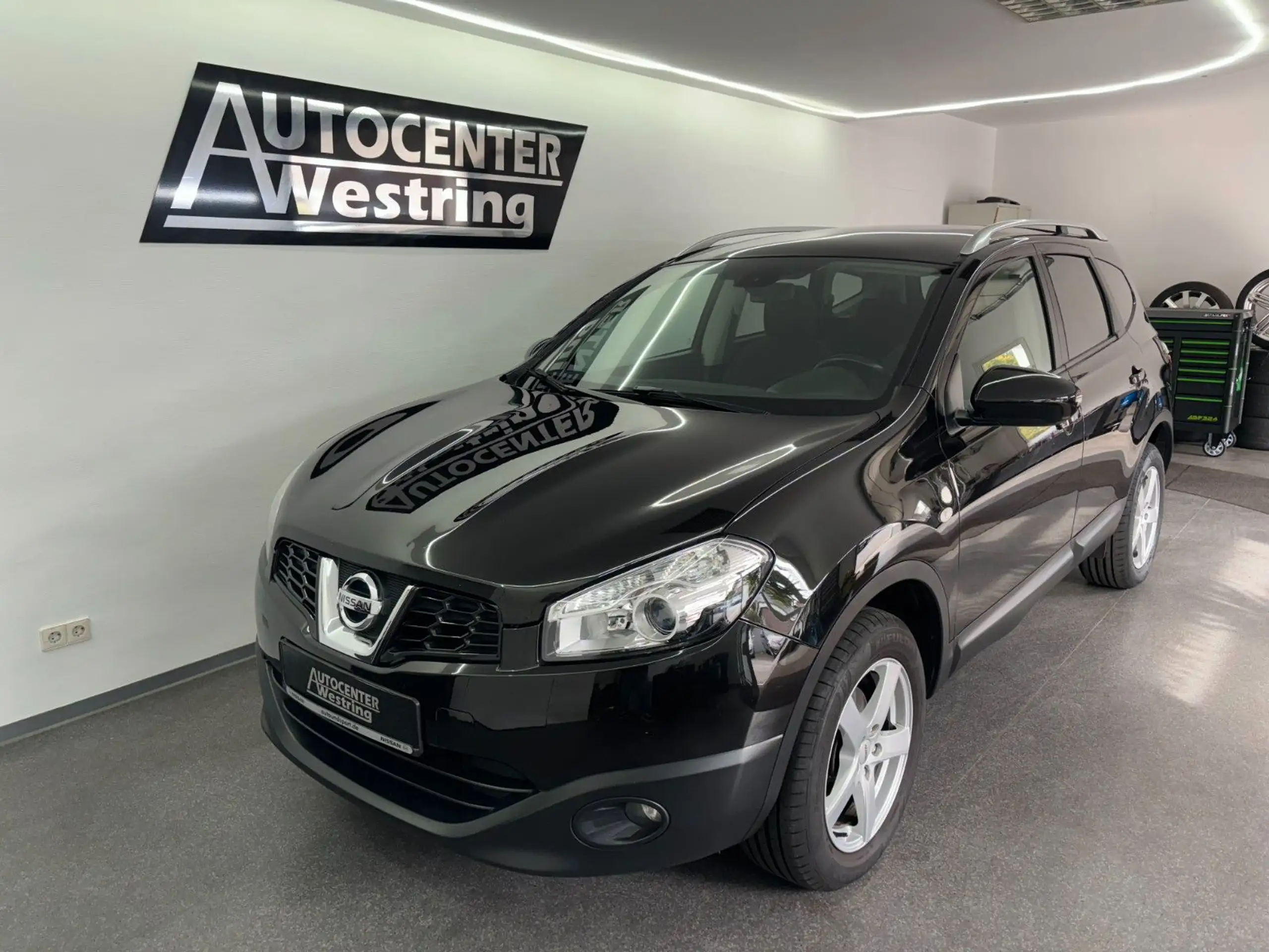 Nissan - Qashqai+2