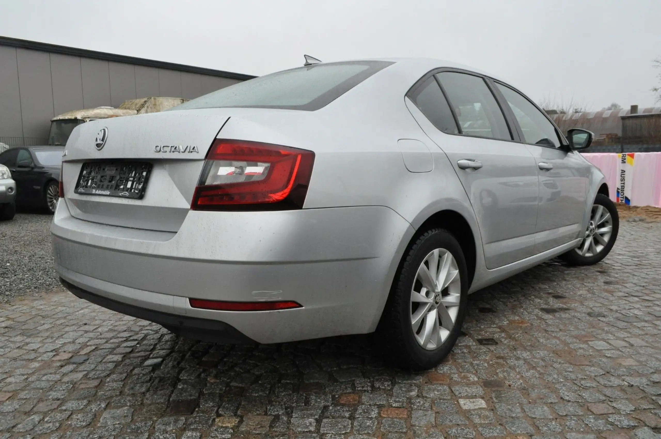 Skoda - Octavia