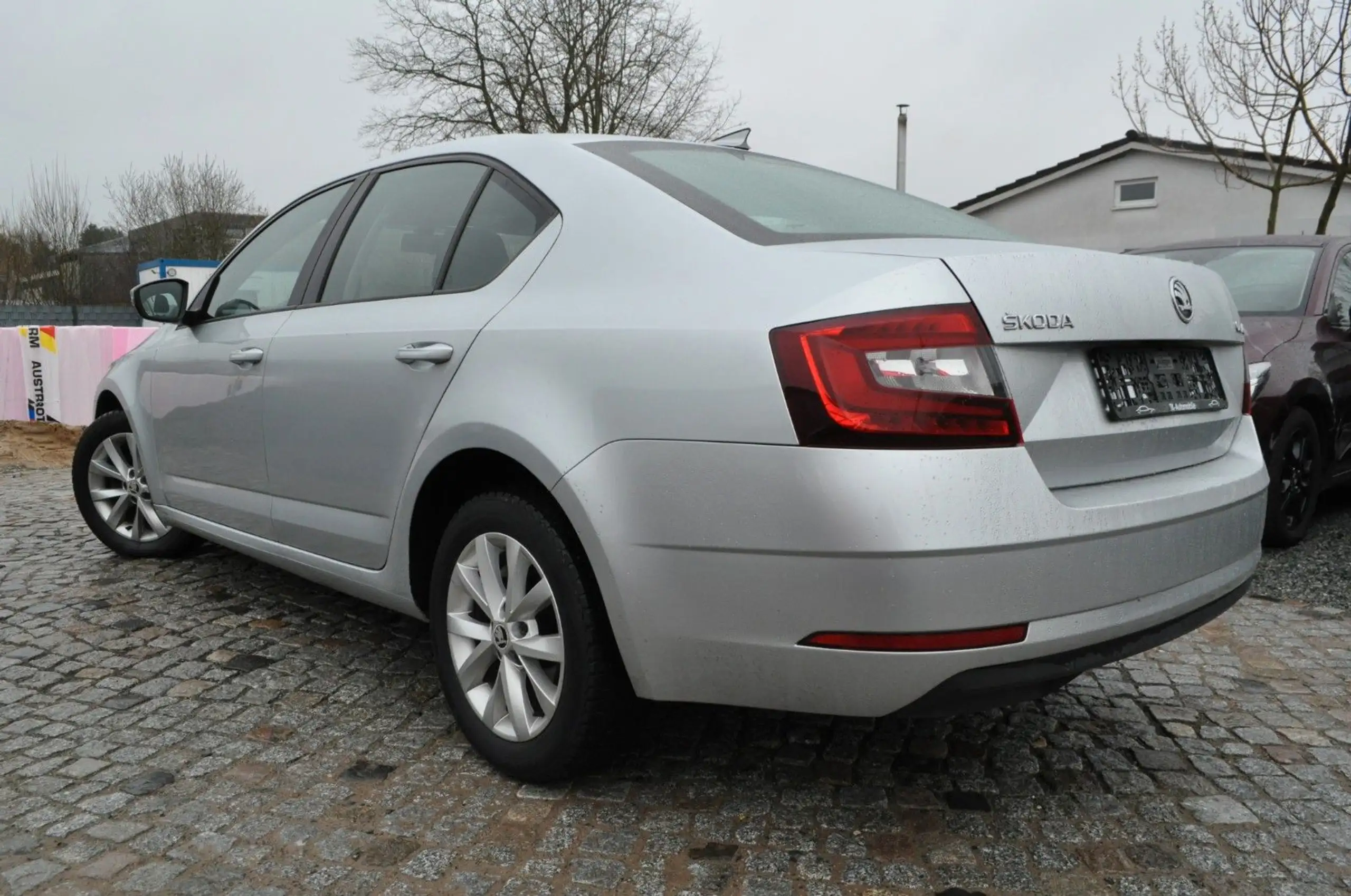 Skoda - Octavia