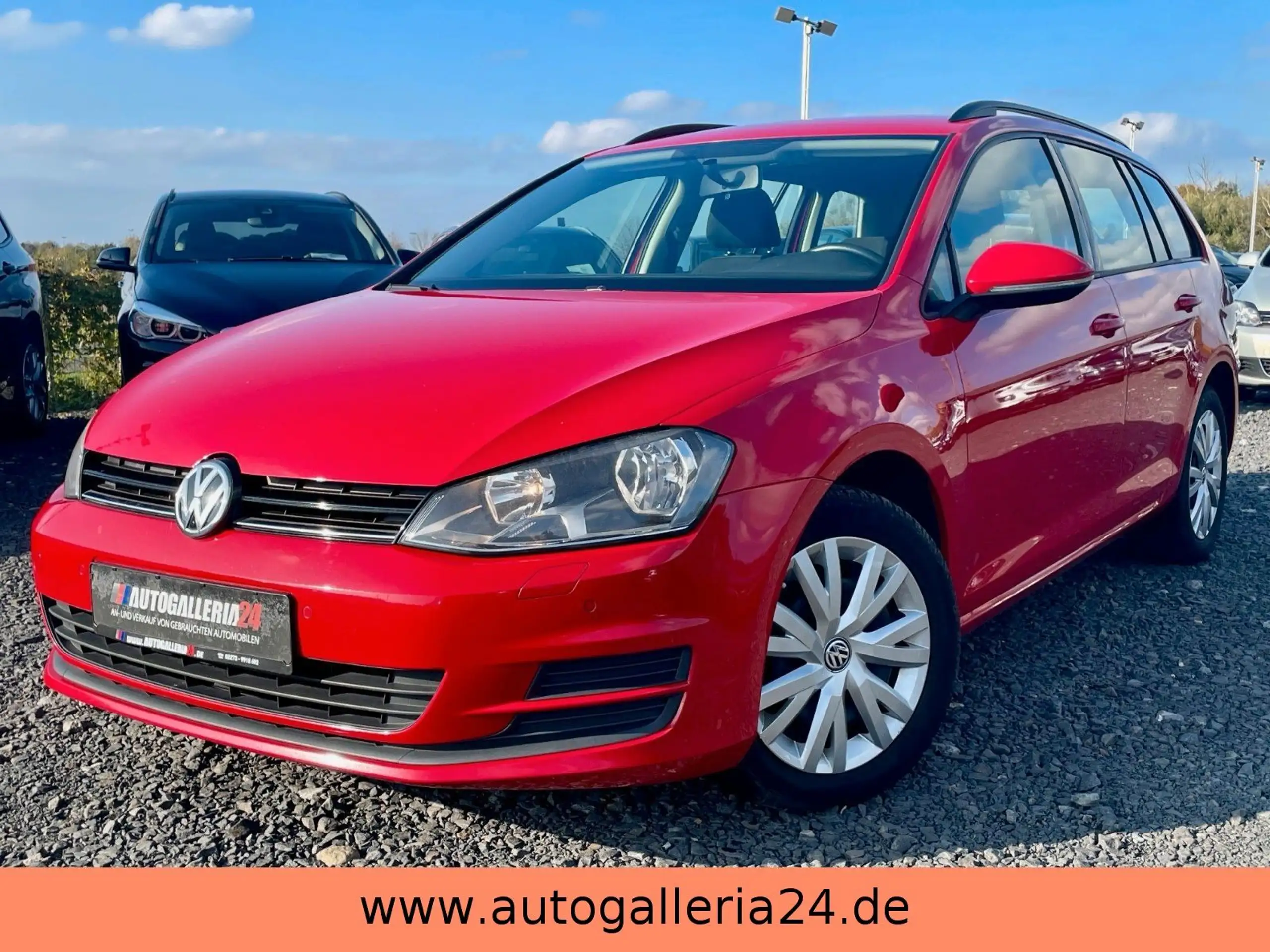 Volkswagen - Golf