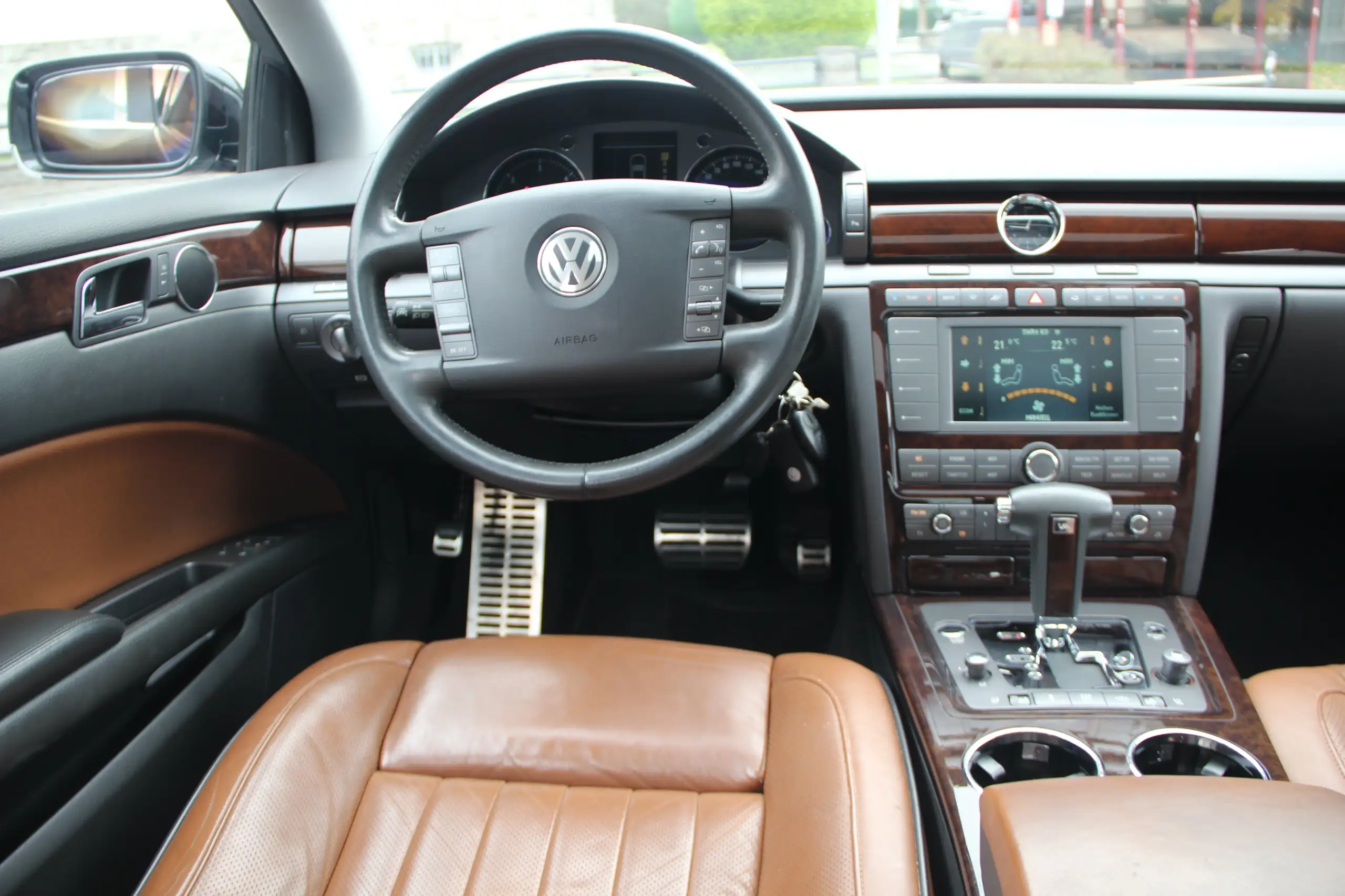 Volkswagen - Phaeton