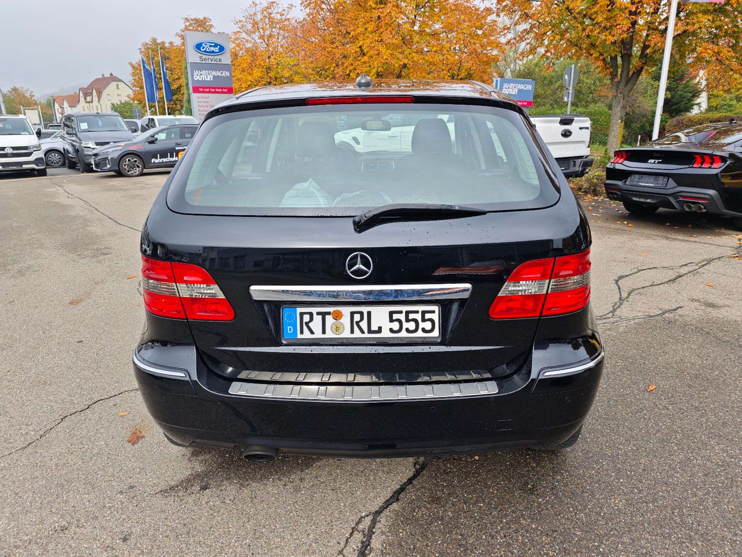 Mercedes-Benz - B 200