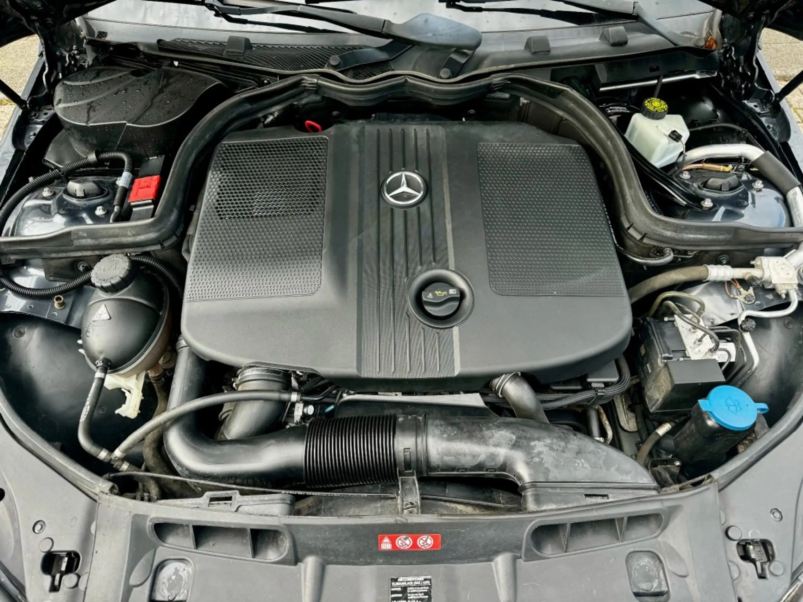 Mercedes-Benz - C 220