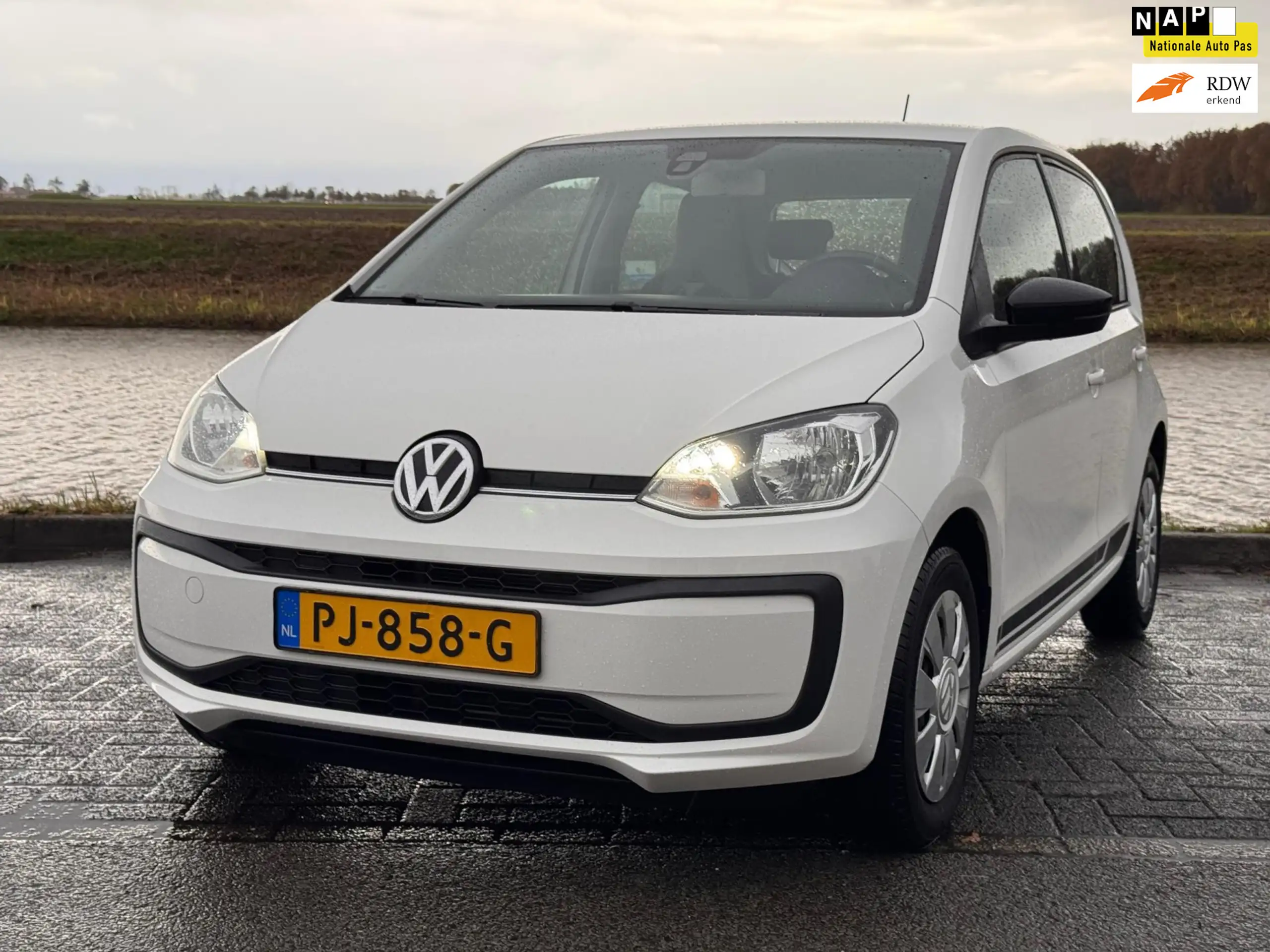 Volkswagen - up!