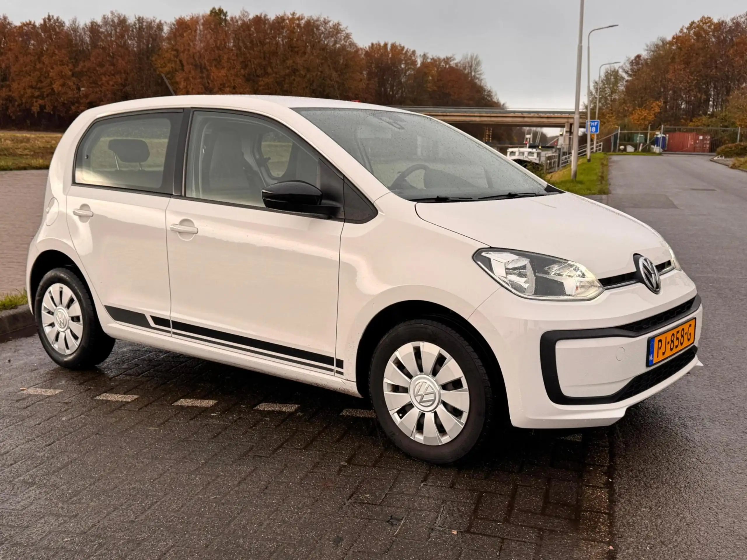 Volkswagen - up!