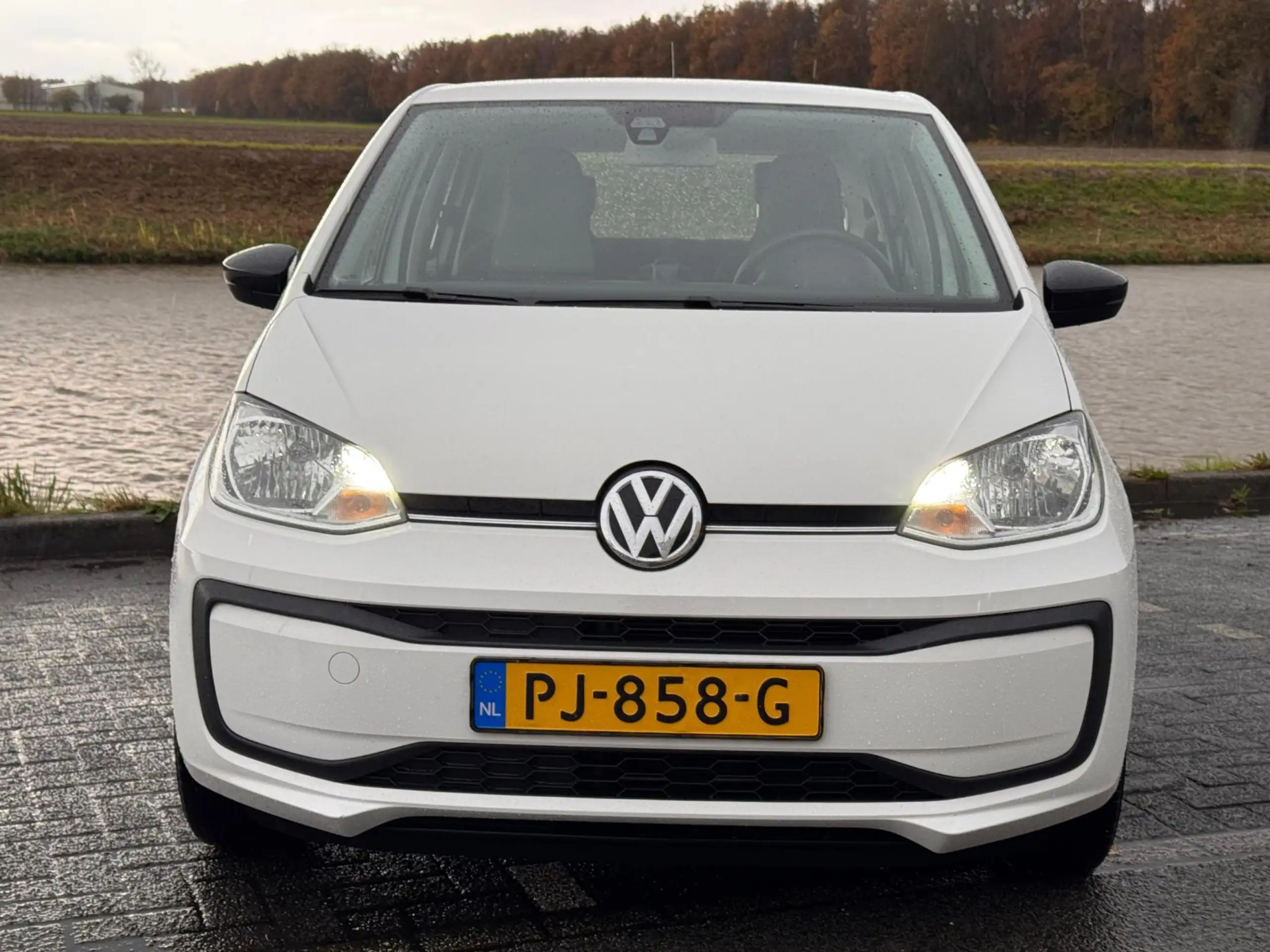 Volkswagen - up!