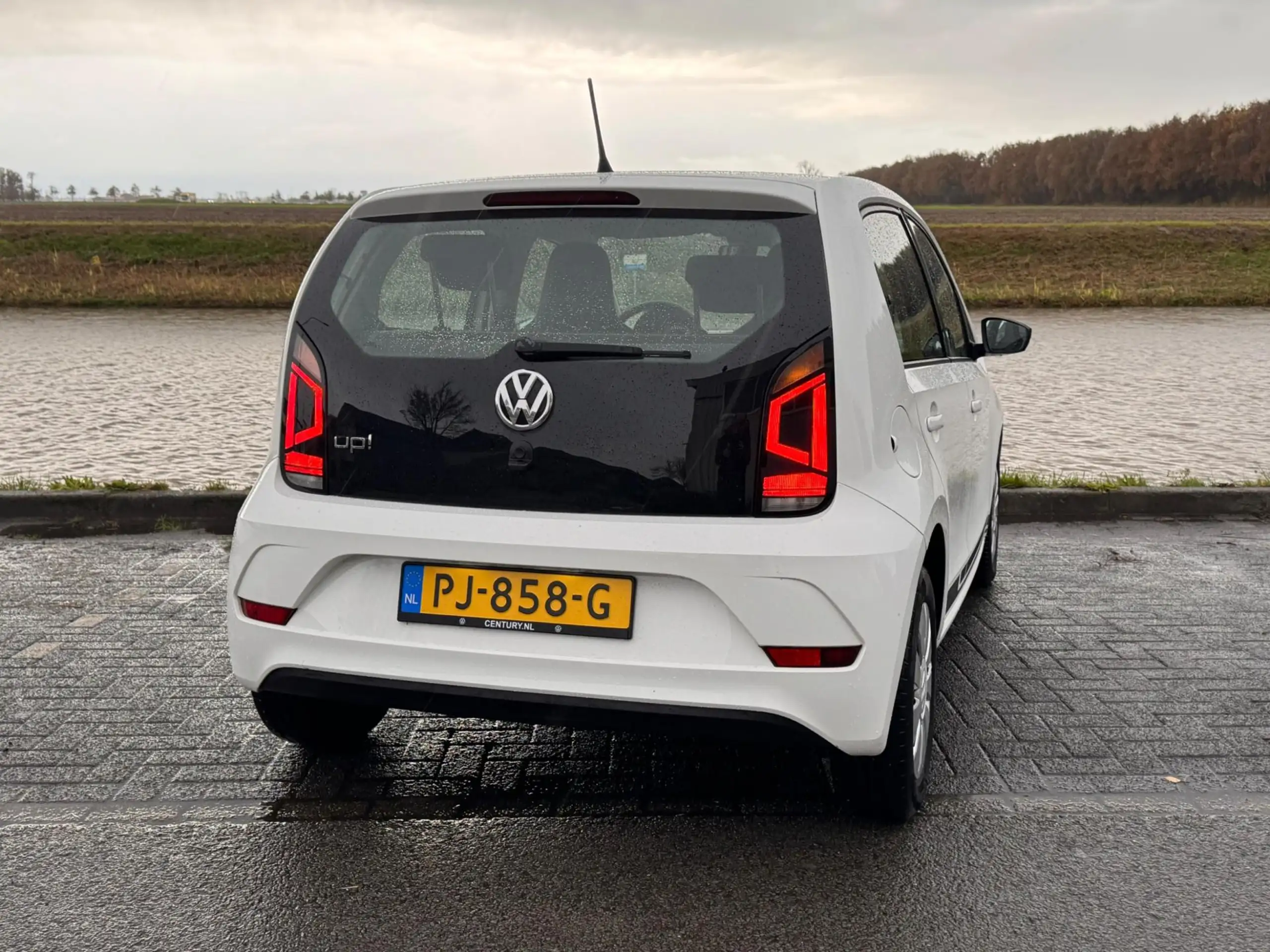 Volkswagen - up!