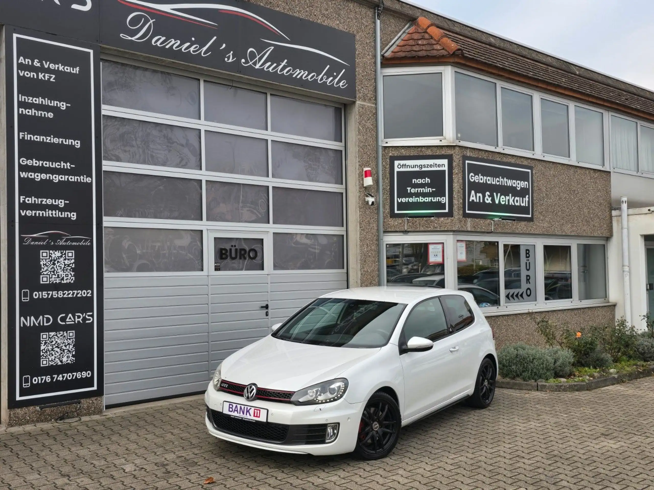 Volkswagen - Golf