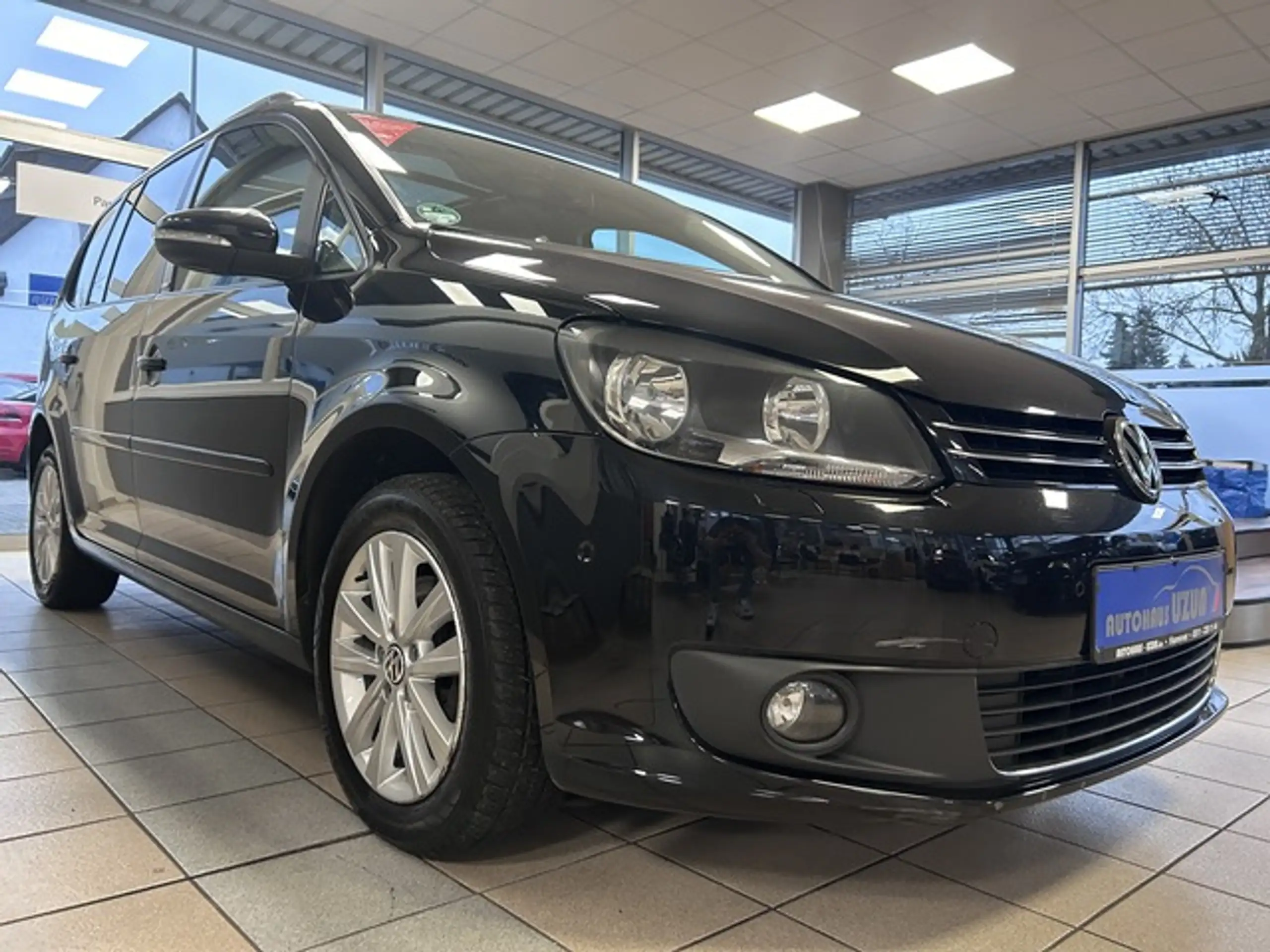 Volkswagen - Touran