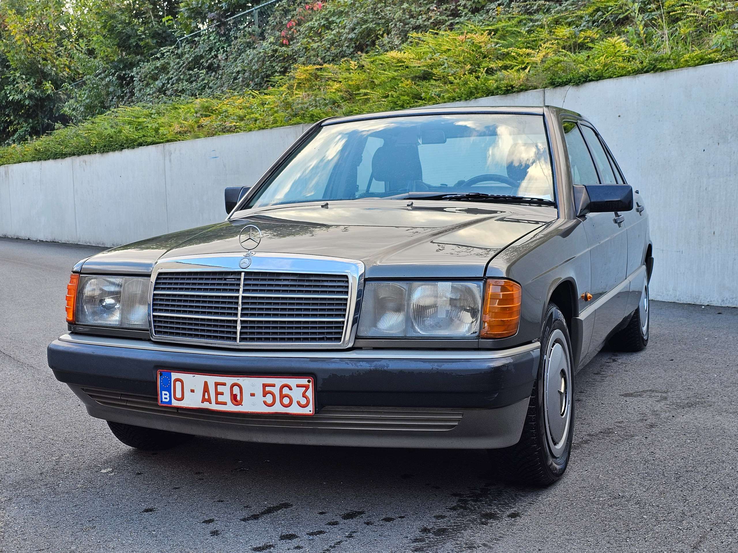 Mercedes-Benz 190 1989