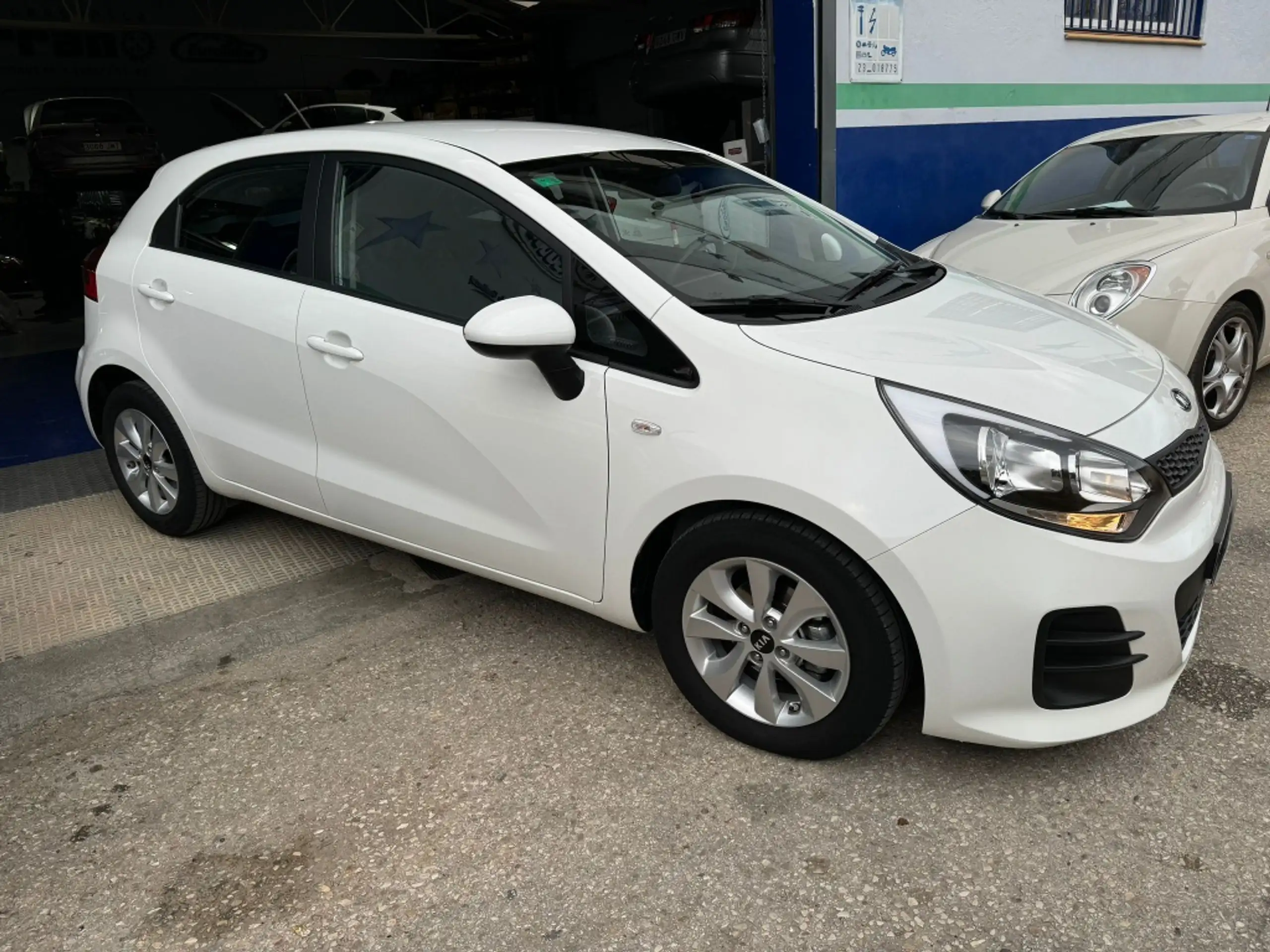 Kia - Rio