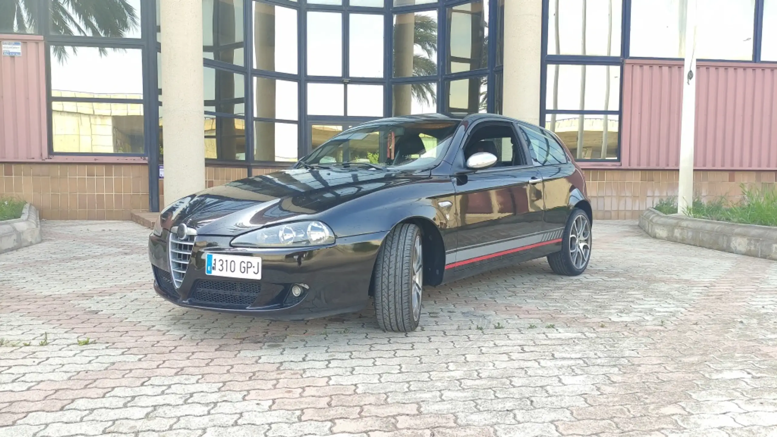 Alfa Romeo - 147