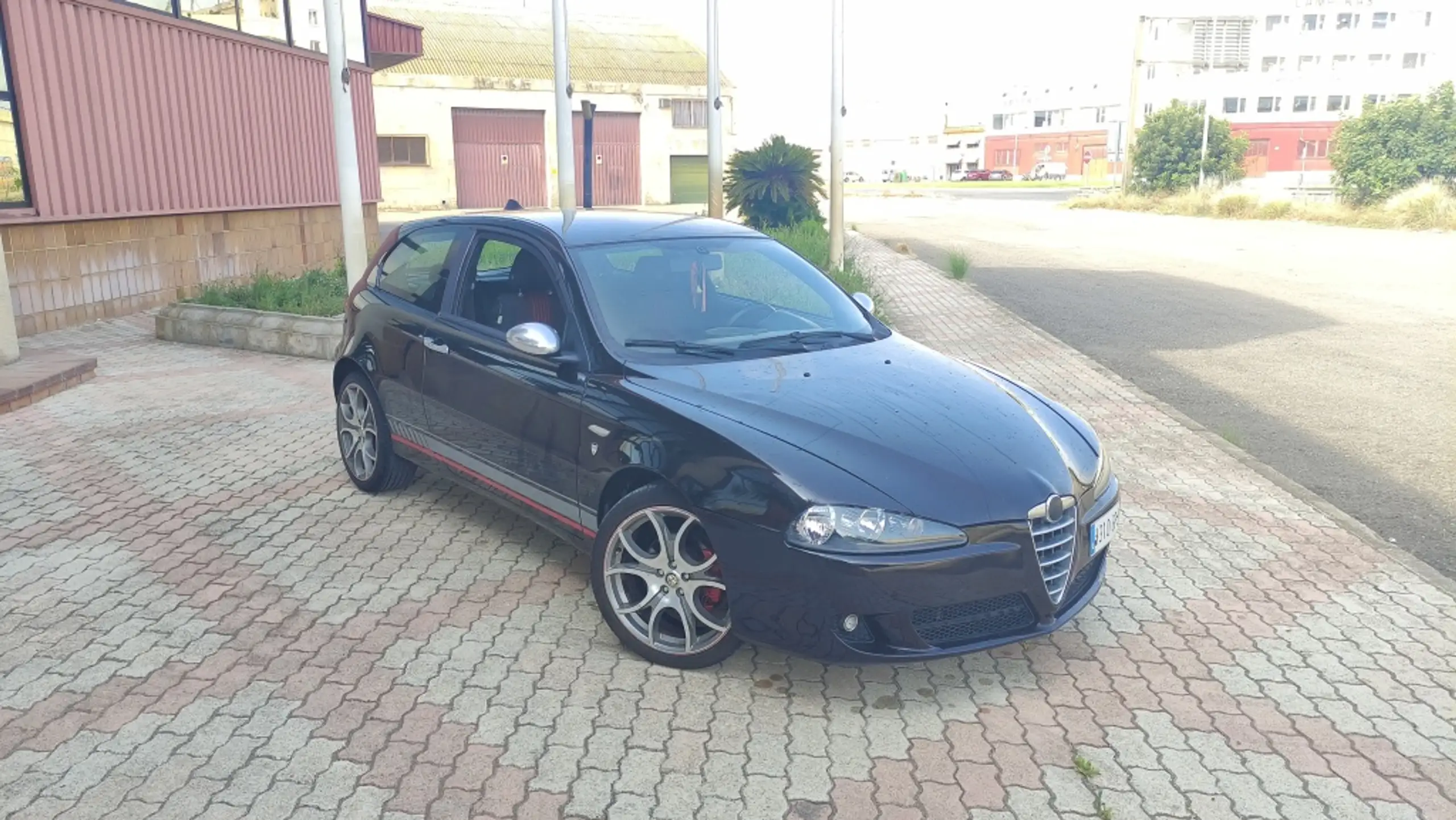 Alfa Romeo - 147