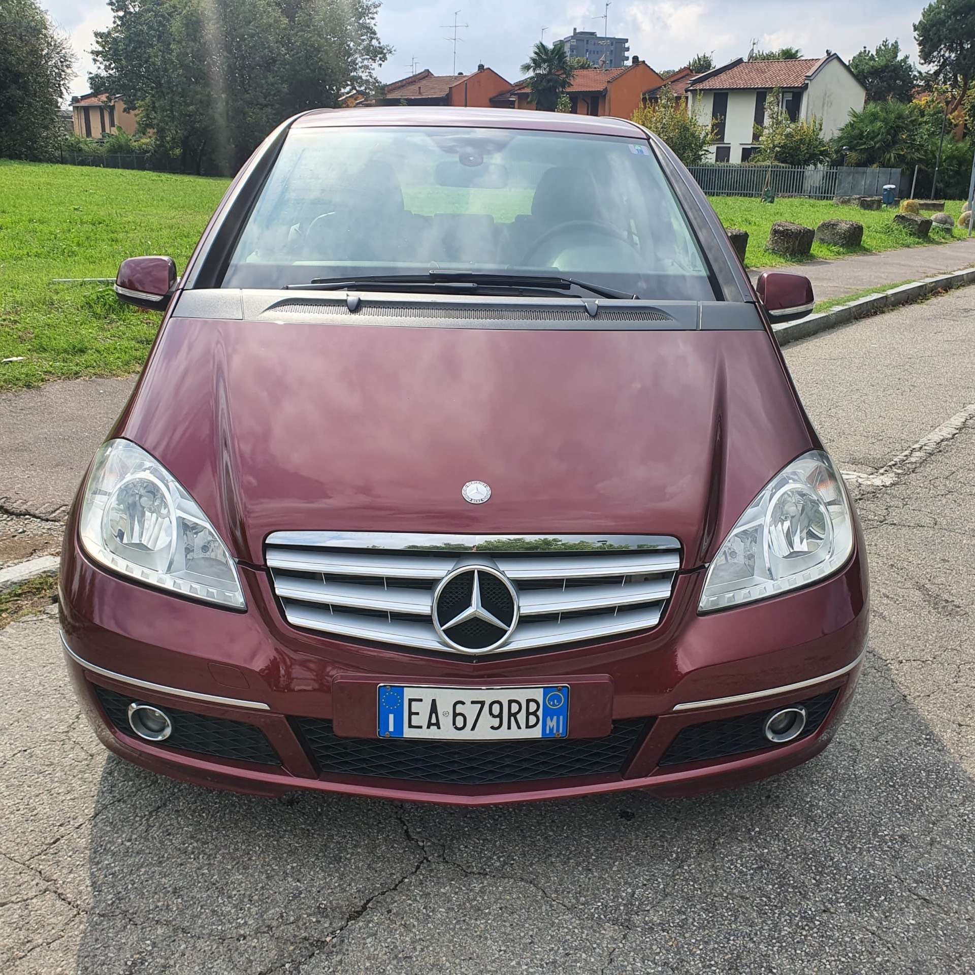 Mercedes-Benz - A 180