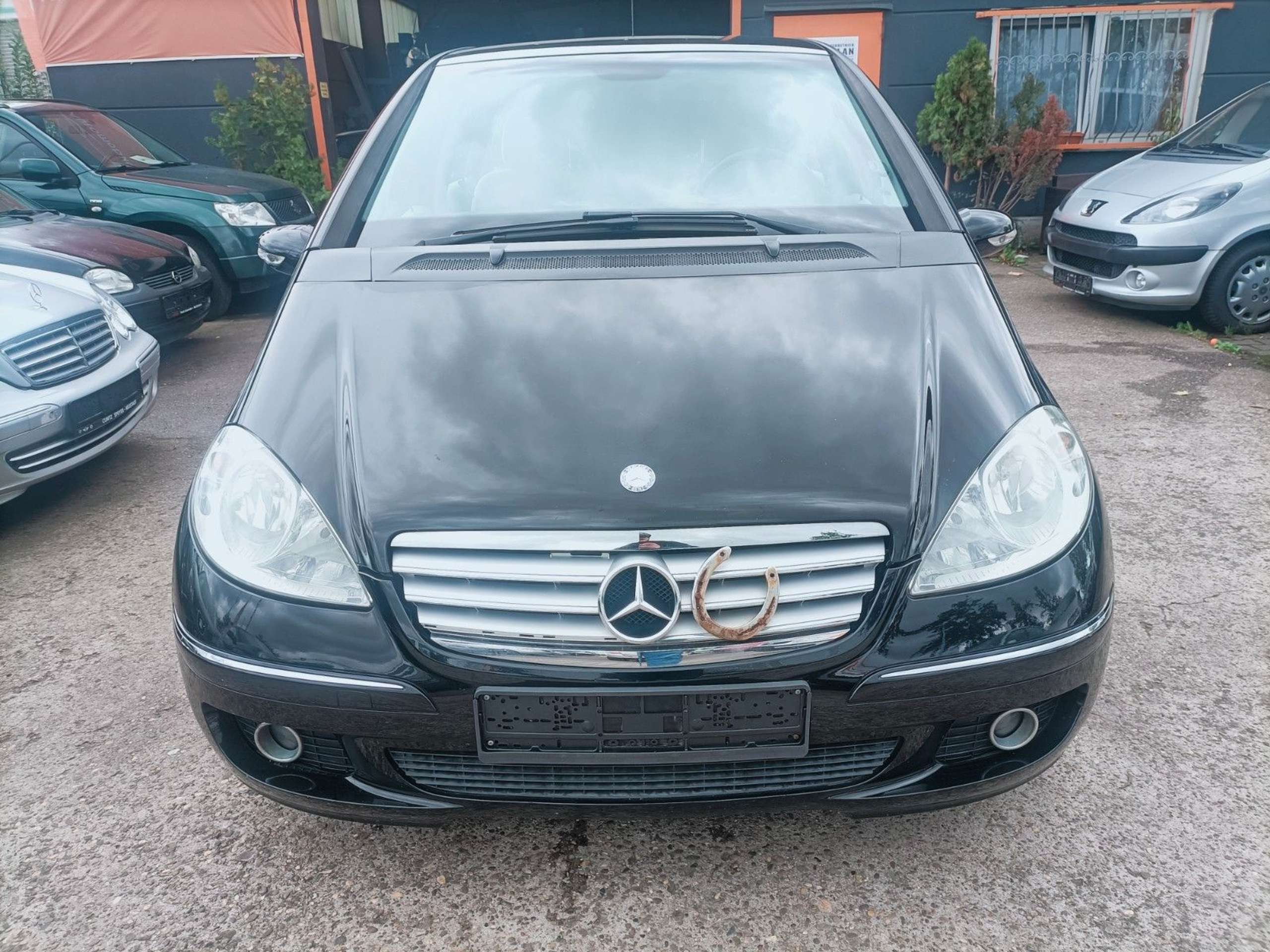 Mercedes-Benz - A 200