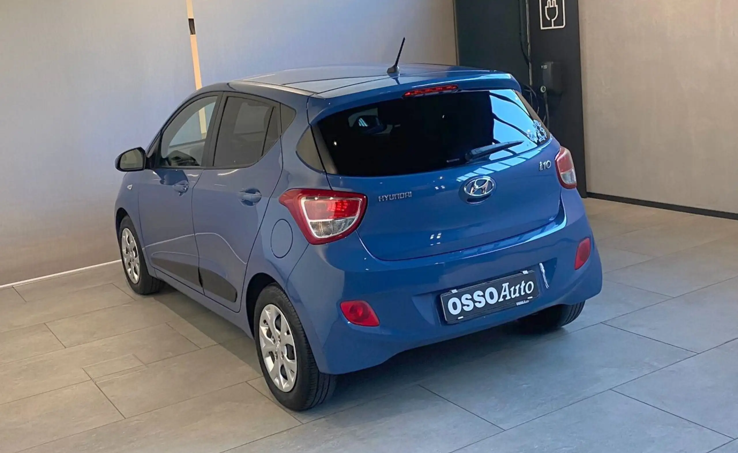 Hyundai - i10