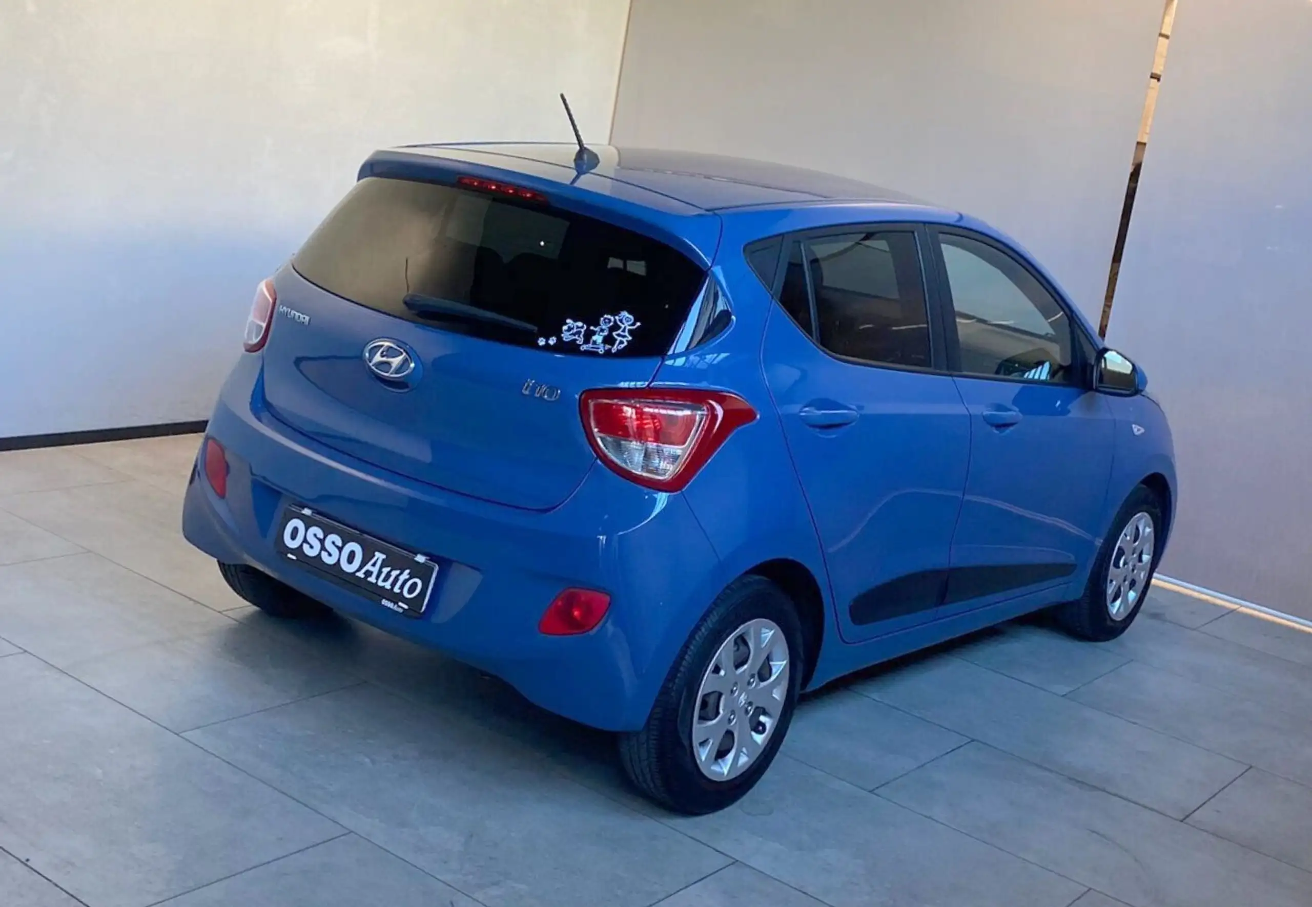 Hyundai - i10