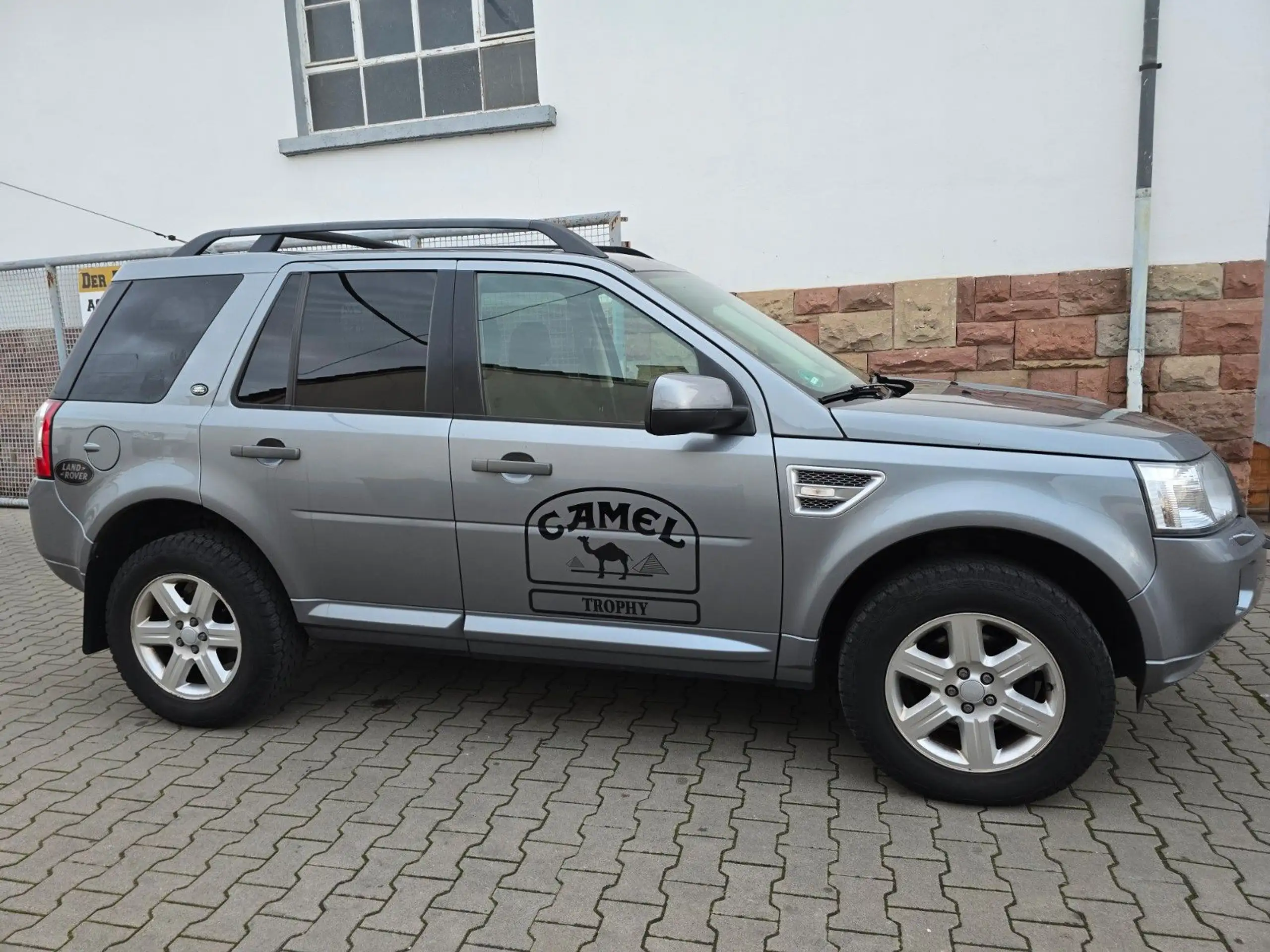 Land Rover - Freelander