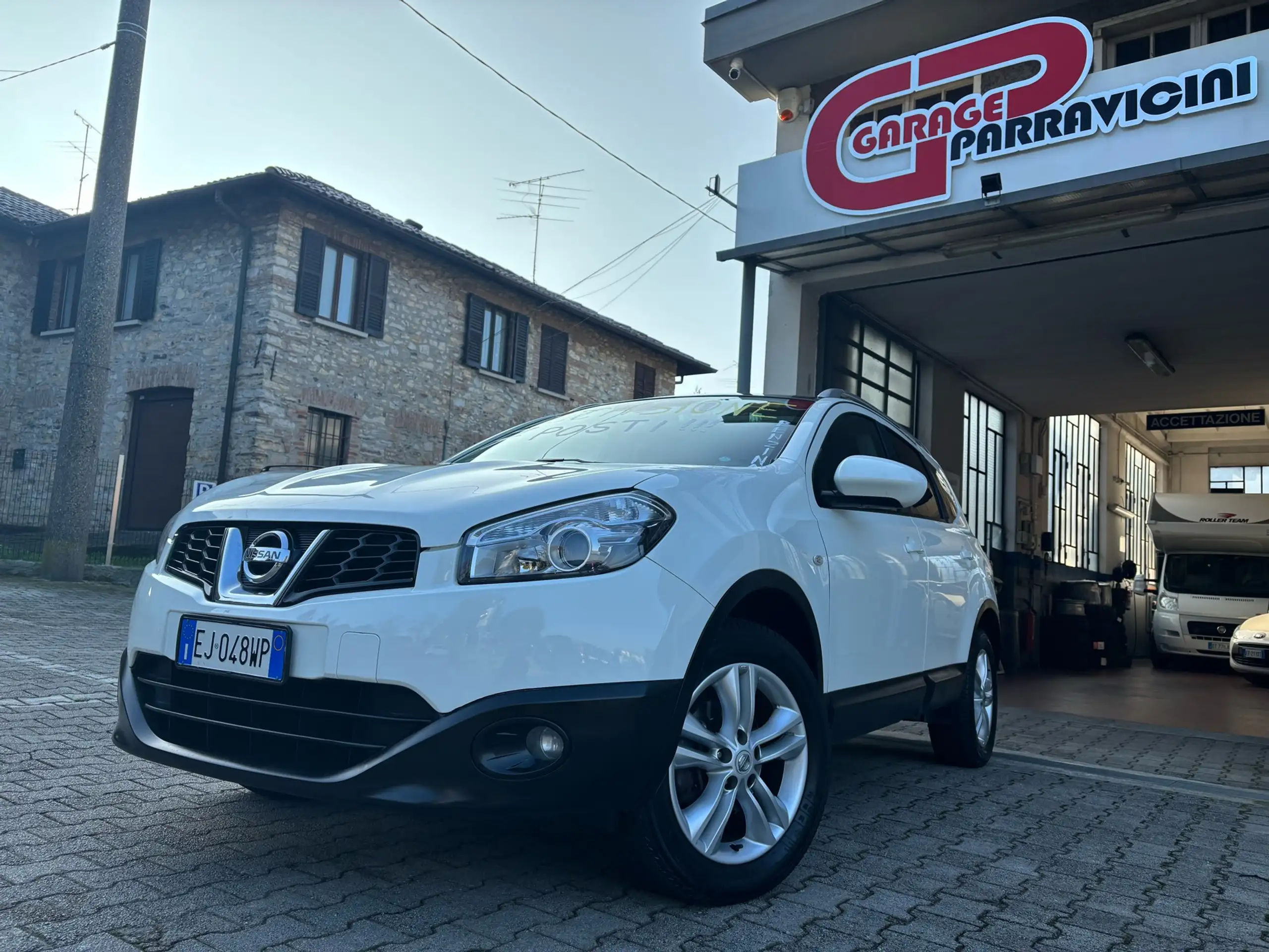 Nissan - Qashqai+2