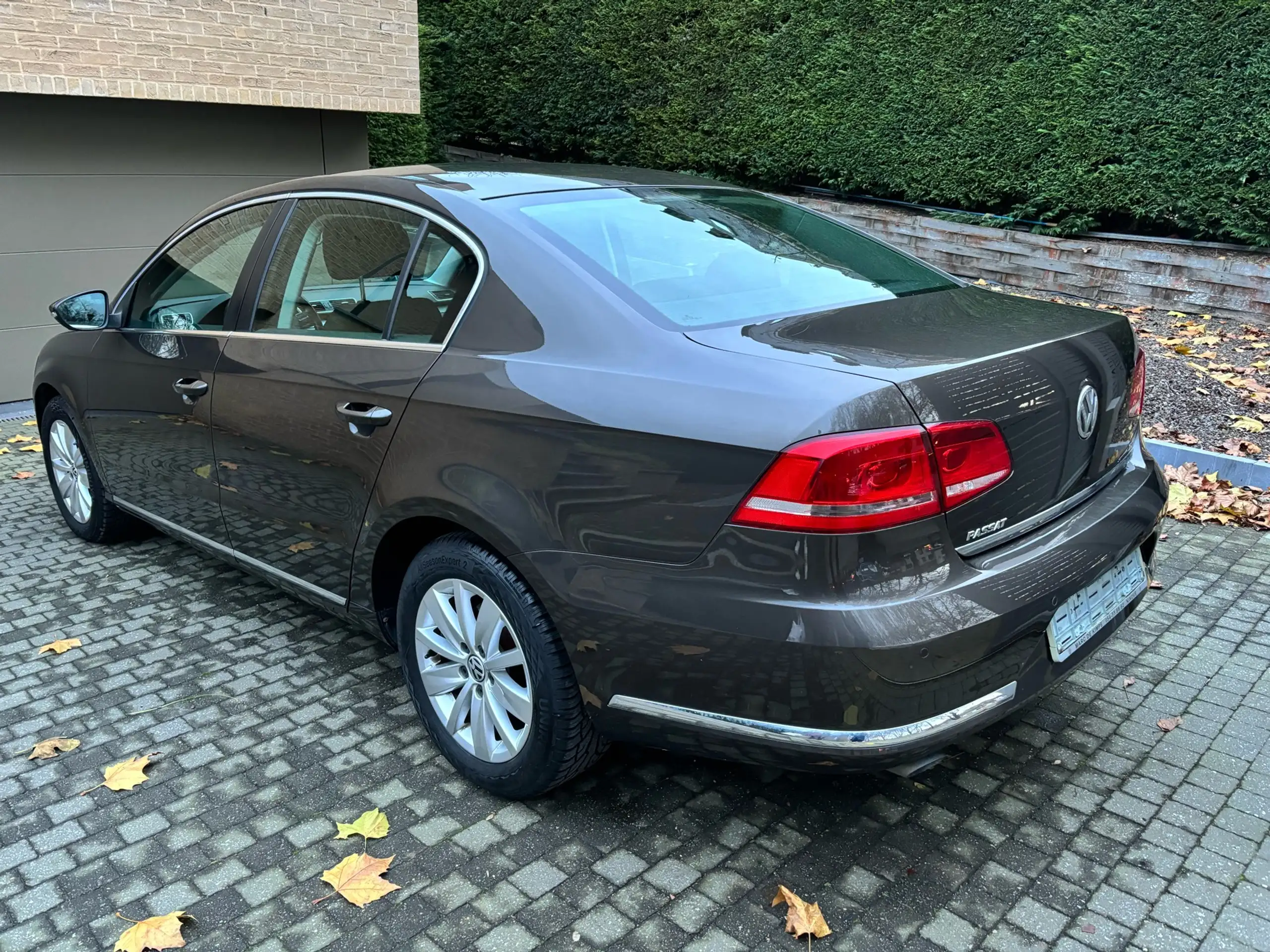 Volkswagen - Passat